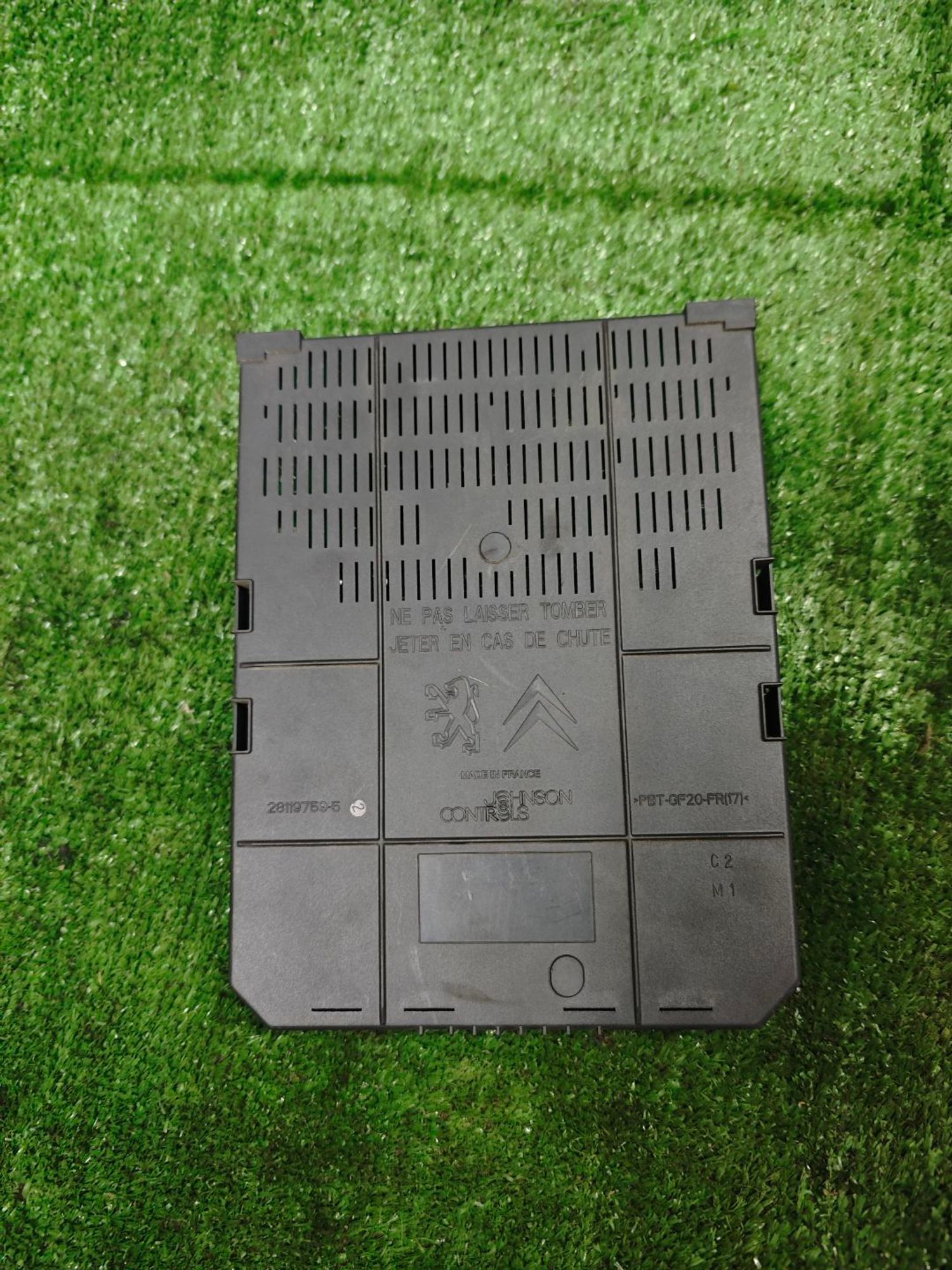 https://ycs.partsauto.market/partsauto-images/thmbs/userImages/642e6f5f1bce7f21e2021cd69aab83bc/part/52a4a0d2-4630-4373-9a65-b1ab7b90ed43_1775547782964.jpg