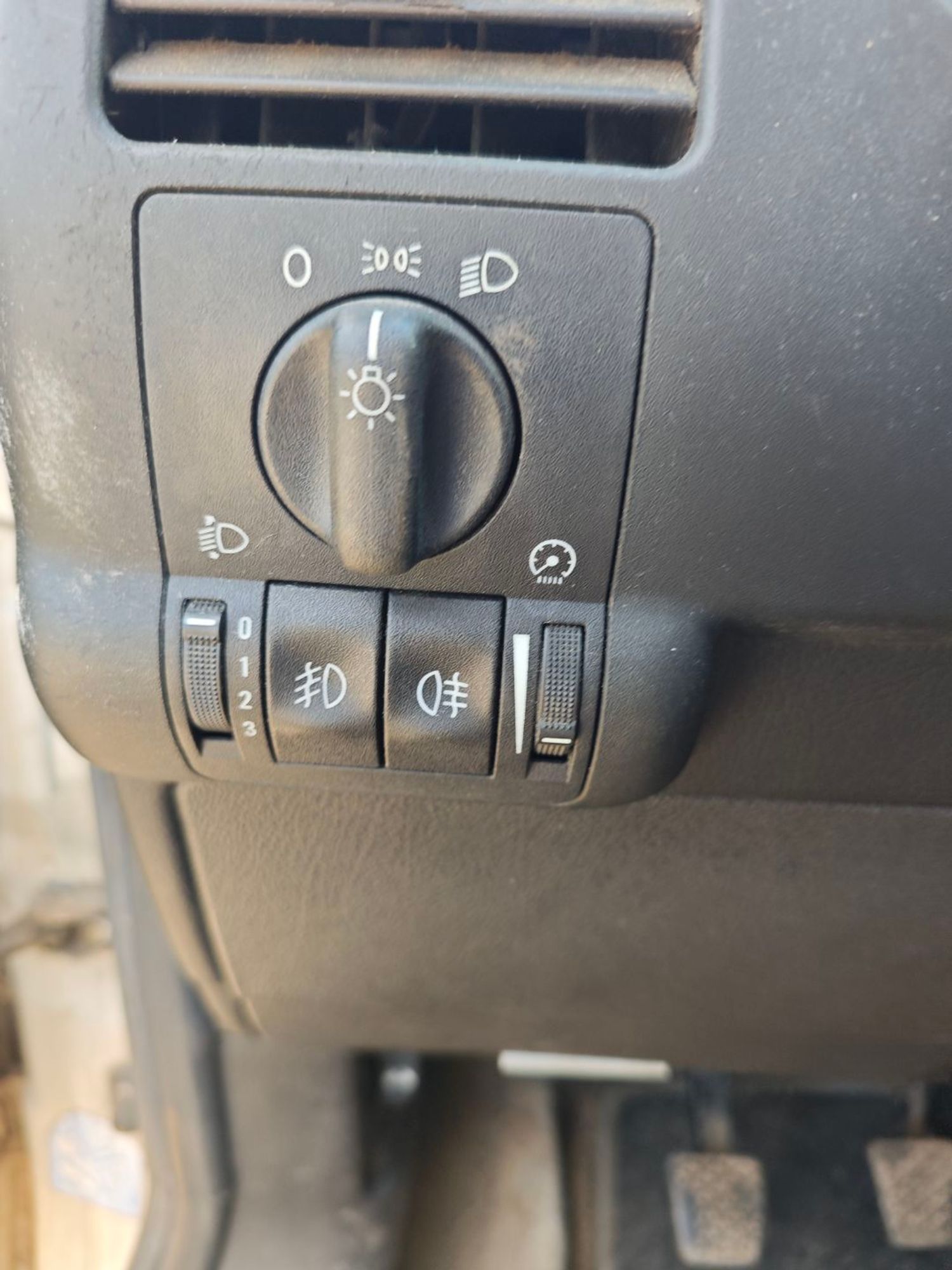 https://ycs.partsauto.market/partsauto-images/thmbs/userImages/642e6f5f1bce7f21e2021cd69aab83bc/part/5e970479-f5be-4eba-a645-ac0940a80883_1778153118194.jpg