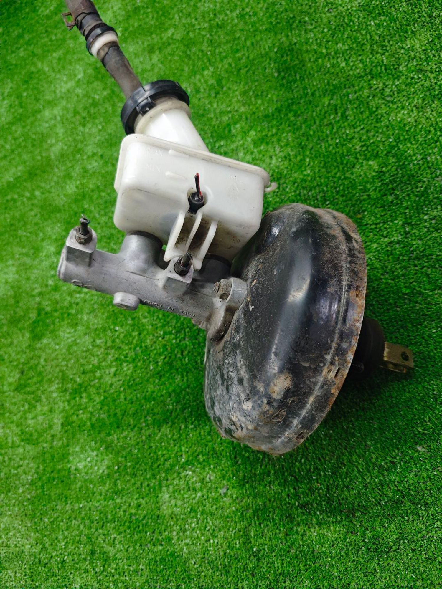 https://ycs.partsauto.market/partsauto-images/thmbs/userImages/642e6f5f1bce7f21e2021cd69aab83bc/part/658de6ca-24c8-44d8-b539-b07324fefd33_1784292802871.jpg