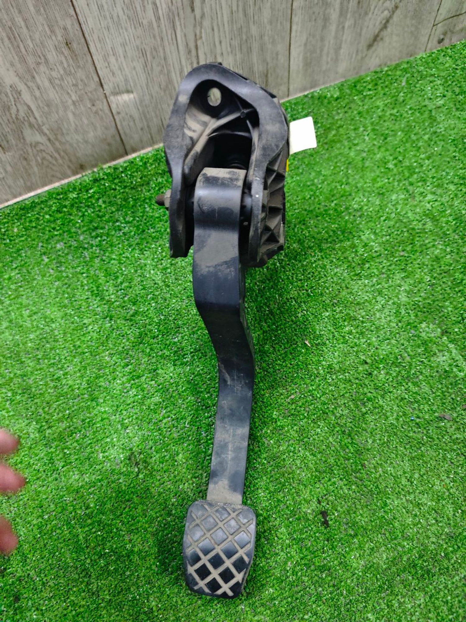 https://ycs.partsauto.market/partsauto-images/thmbs/userImages/642e6f5f1bce7f21e2021cd69aab83bc/part/6f9ef369-fc8a-4547-bf1c-a993dc45256c_1784827028218.jpg