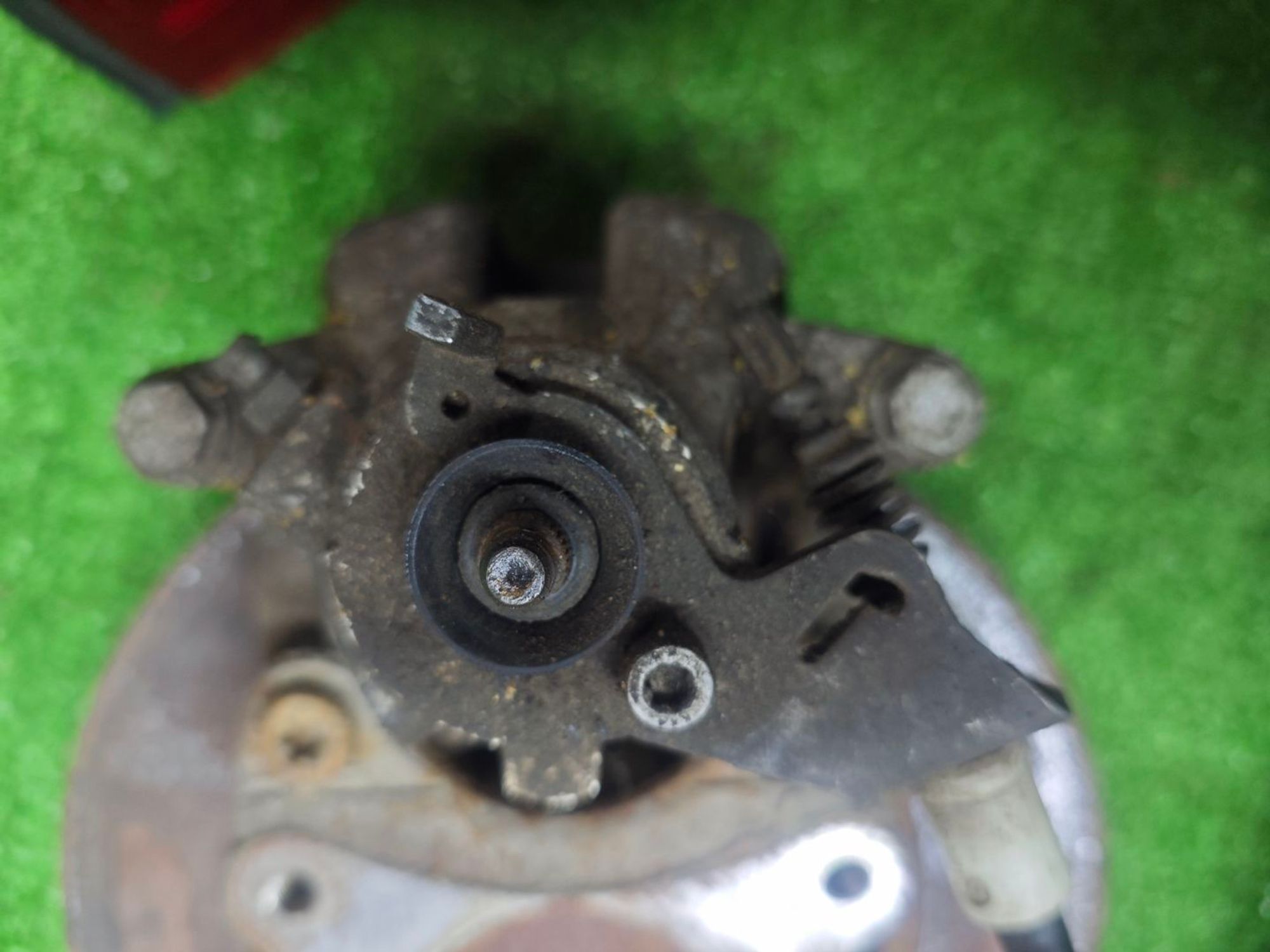https://ycs.partsauto.market/partsauto-images/thmbs/userImages/642e6f5f1bce7f21e2021cd69aab83bc/part/819106e3-adbb-42ae-985f-49077e26ba00_1785856461132.jpg