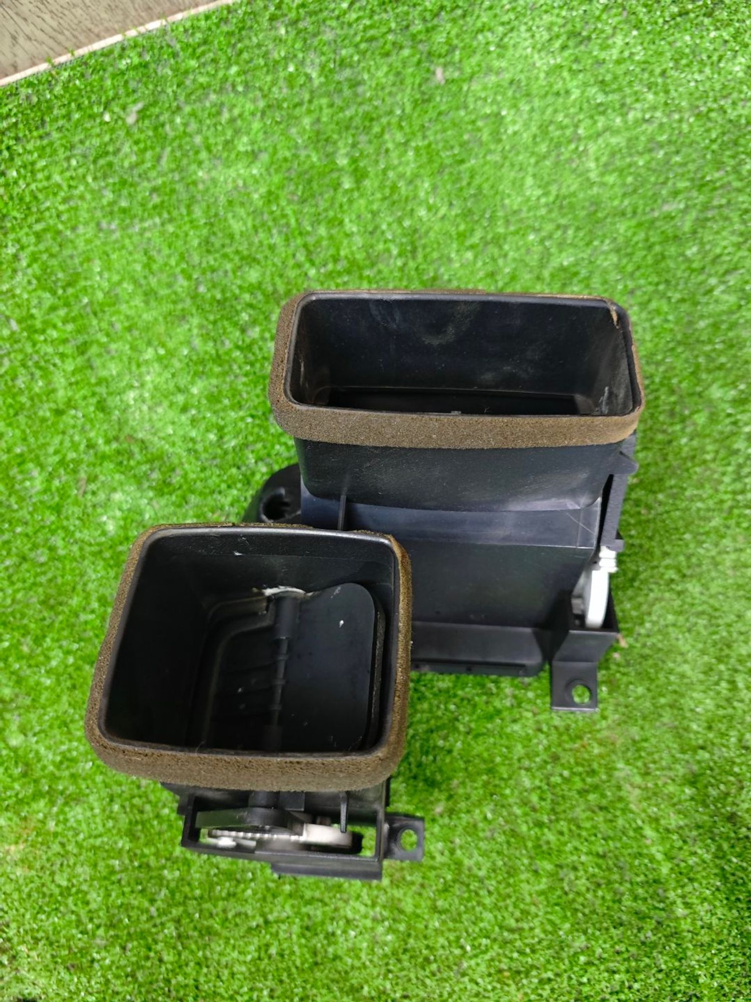 https://ycs.partsauto.market/partsauto-images/thmbs/userImages/642e6f5f1bce7f21e2021cd69aab83bc/part/84525be0-87fc-4ca0-a91c-0bf9cac190ff_1785570892609.jpg
