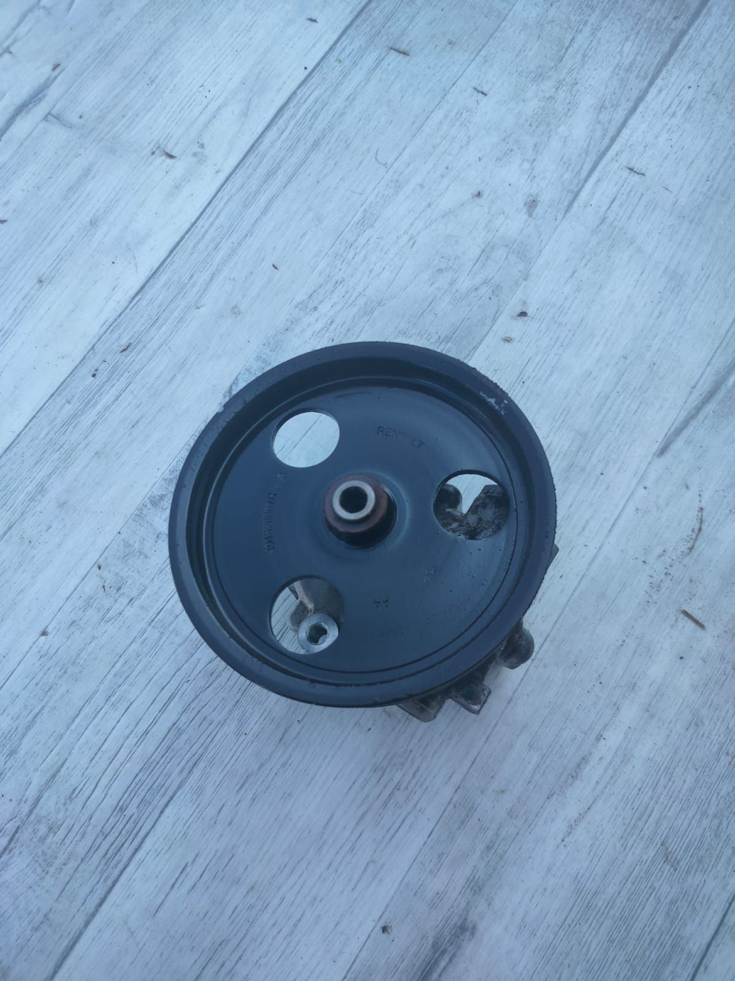 https://ycs.partsauto.market/partsauto-images/thmbs/userImages/642e6f5f1bce7f21e2021cd69aab83bc/part/8e864ba5-35c9-4ffe-a98b-78fcf09fc57e_1694005476883.jpg