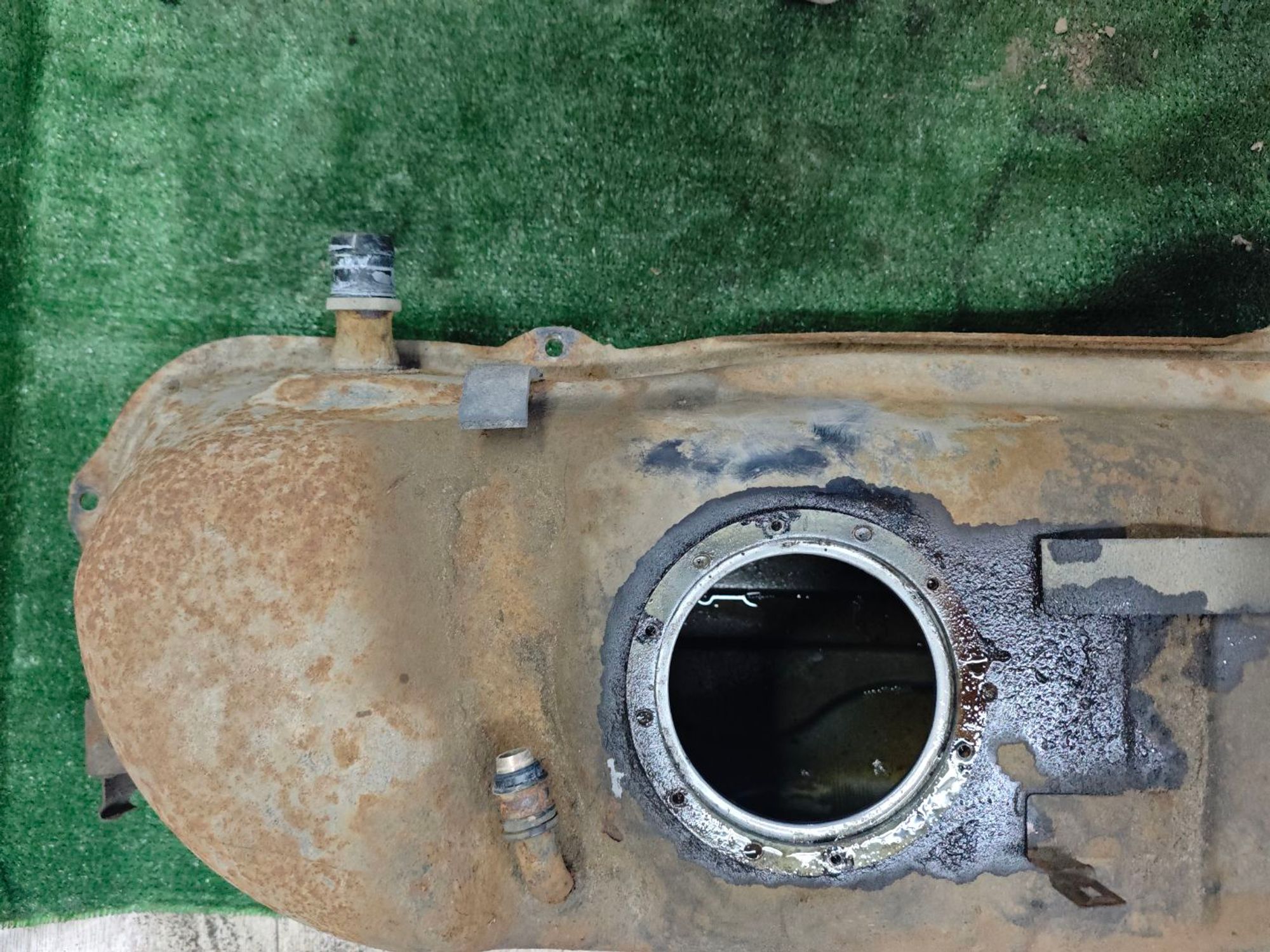 https://ycs.partsauto.market/partsauto-images/thmbs/userImages/642e6f5f1bce7f21e2021cd69aab83bc/part/9105a459-bf21-42a4-afbe-55cc1e699a65_1775485509925.jpg