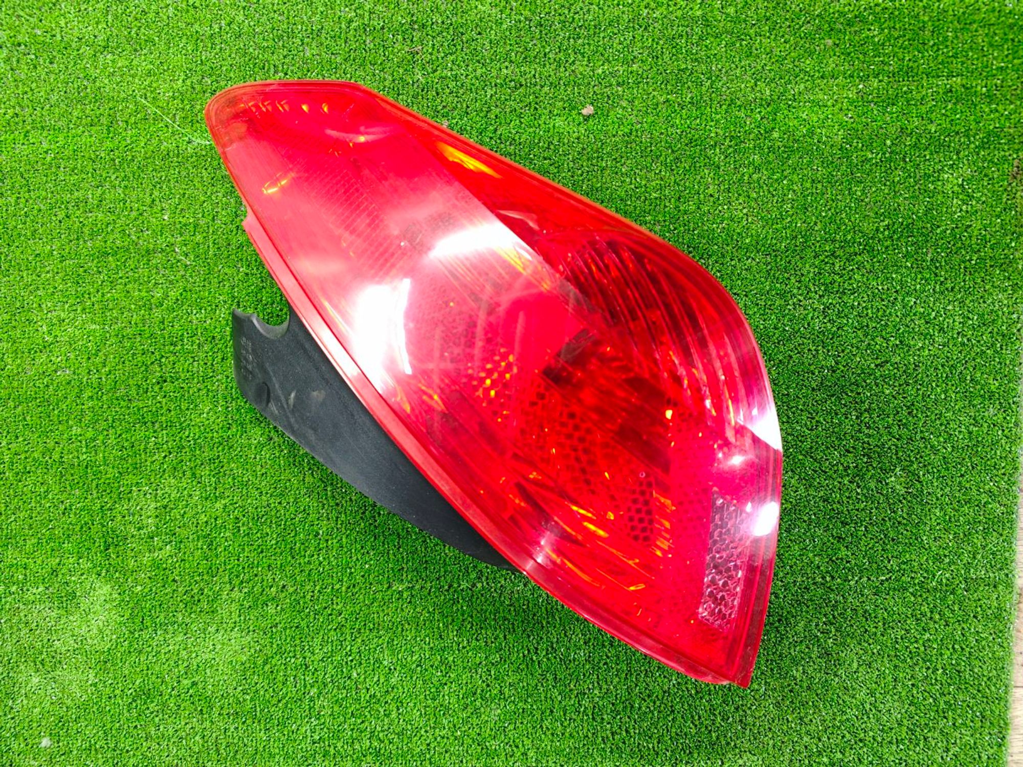 https://ycs.partsauto.market/partsauto-images/thmbs/userImages/642e6f5f1bce7f21e2021cd69aab83bc/part/9b9c82cf-d470-46dd-8981-3d7f5b3a5e91_1780755879310.jpg