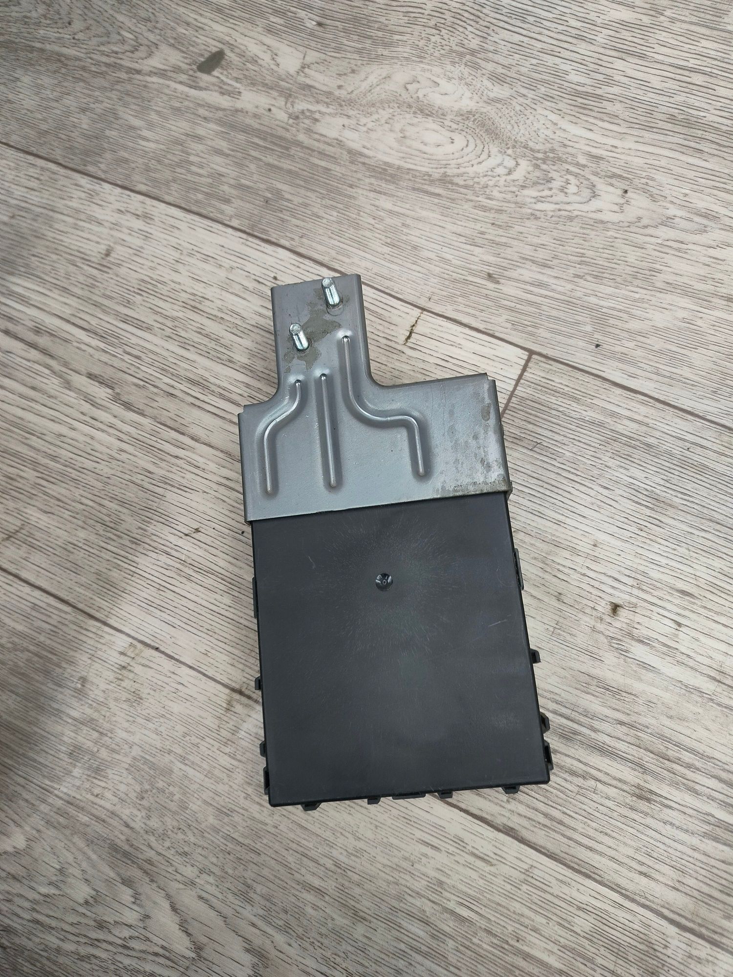 https://ycs.partsauto.market/partsauto-images/thmbs/userImages/642e6f5f1bce7f21e2021cd69aab83bc/part/9cd63060-682f-4f5a-854a-ed3ff7214262_1704668971810.jpg