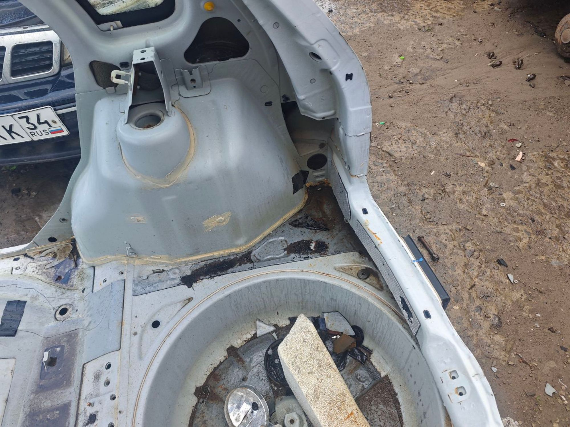 https://ycs.partsauto.market/partsauto-images/thmbs/userImages/642e6f5f1bce7f21e2021cd69aab83bc/part/9d88fae2-4027-40e2-8d08-91360ee7c32b_1780740872473.jpg