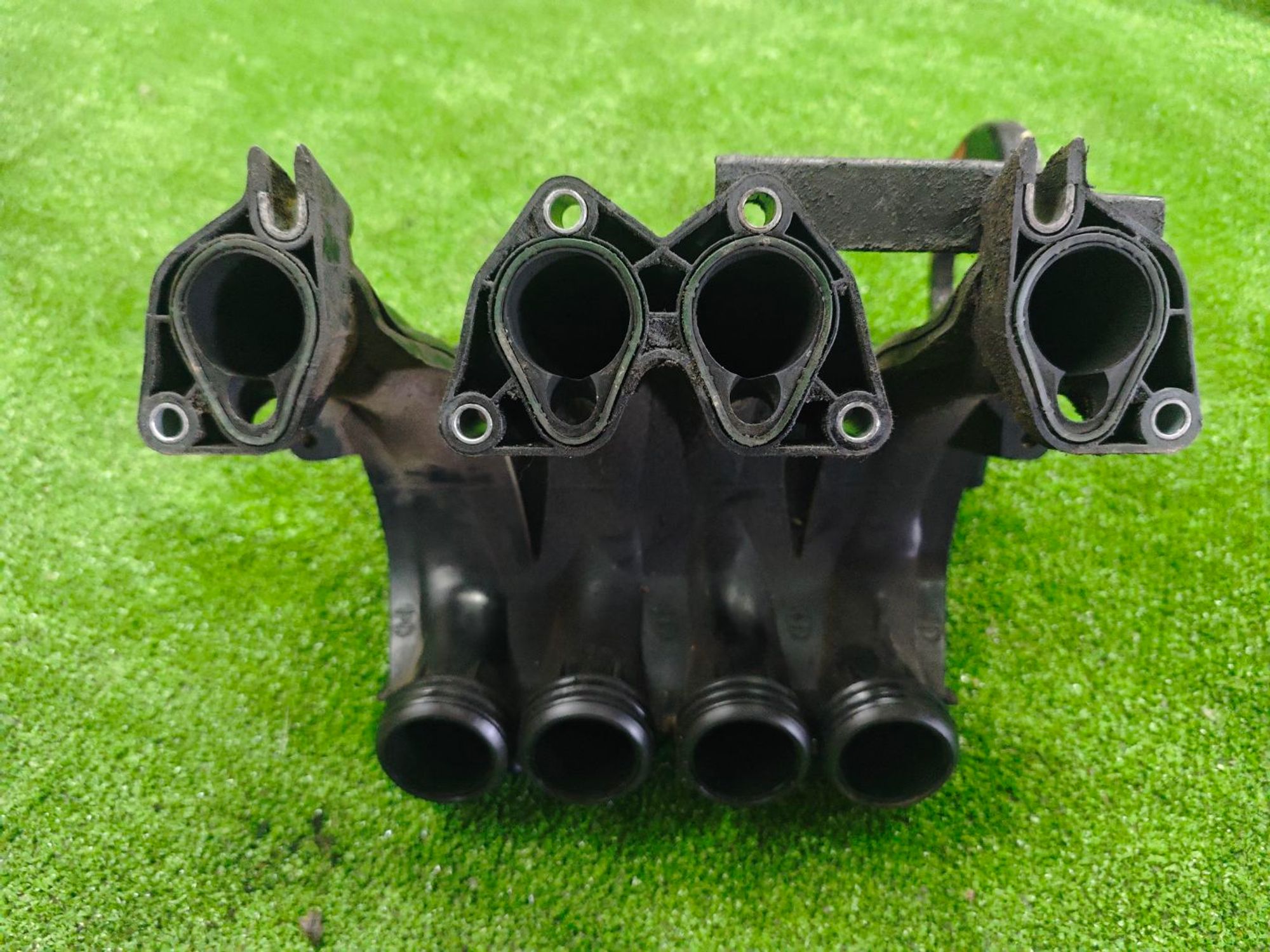 https://ycs.partsauto.market/partsauto-images/thmbs/userImages/642e6f5f1bce7f21e2021cd69aab83bc/part/b50ba99f-4268-4ee4-b35d-7e8c8c470d39_1784366851210.jpg