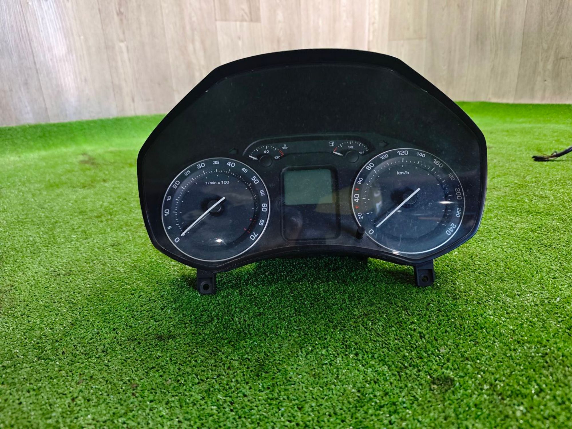 https://ycs.partsauto.market/partsauto-images/thmbs/userImages/642e6f5f1bce7f21e2021cd69aab83bc/part/b62a274b-369d-42d4-bb20-58f3fb017d82_1784642772127.jpg