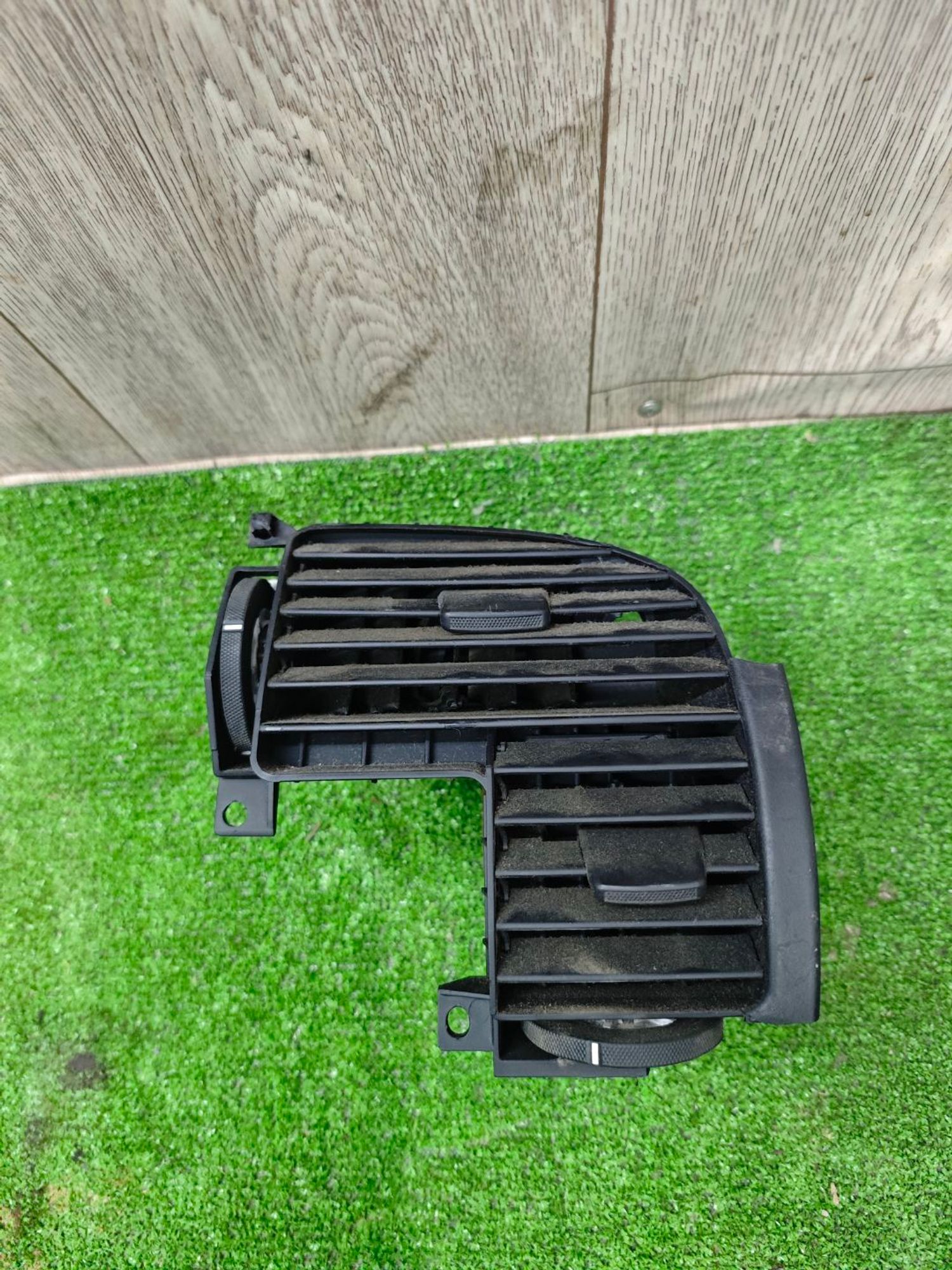 https://ycs.partsauto.market/partsauto-images/thmbs/userImages/642e6f5f1bce7f21e2021cd69aab83bc/part/bfc47630-fbc3-48b5-b7c1-a4e55f812107_1785570883860.jpg
