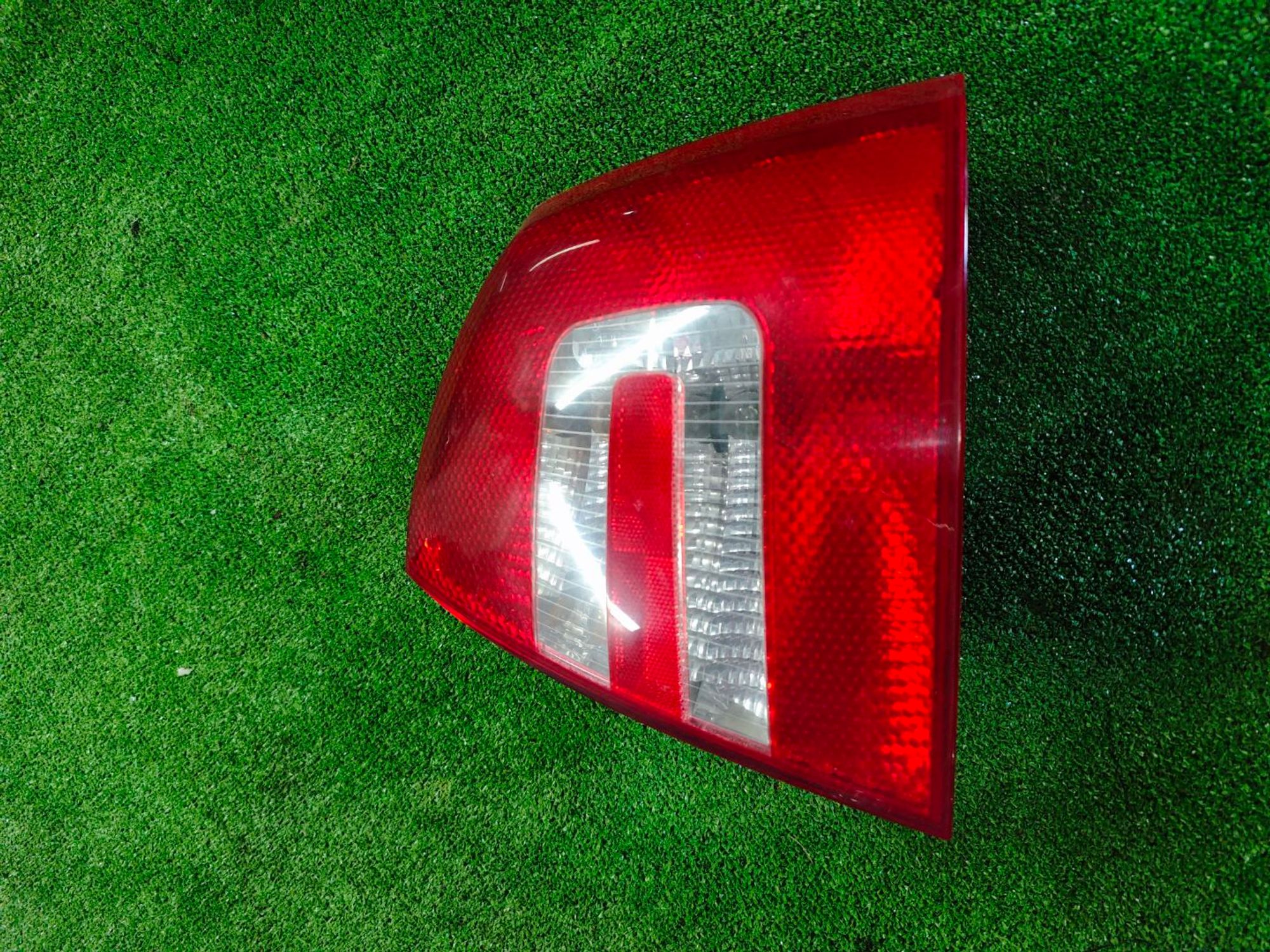 https://ycs.partsauto.market/partsauto-images/thmbs/userImages/642e6f5f1bce7f21e2021cd69aab83bc/part/c2439f94-2671-4cf1-9107-5a13aad692f0_1784556270546.jpg