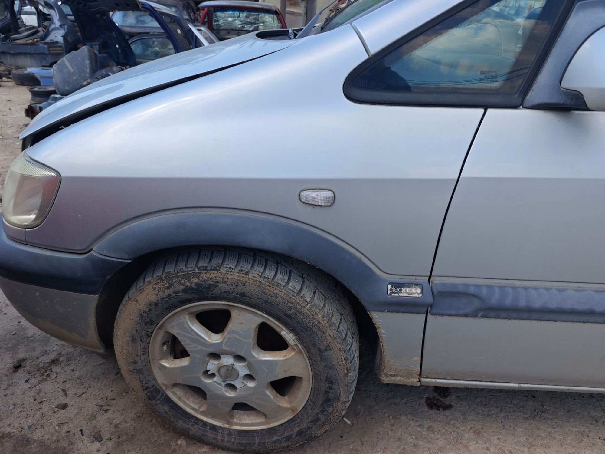 https://ycs.partsauto.market/partsauto-images/thmbs/userImages/642e6f5f1bce7f21e2021cd69aab83bc/part/d4f0c0e7-1ba9-4730-8b9c-a3699c7f6a69_1778152920751.jpg