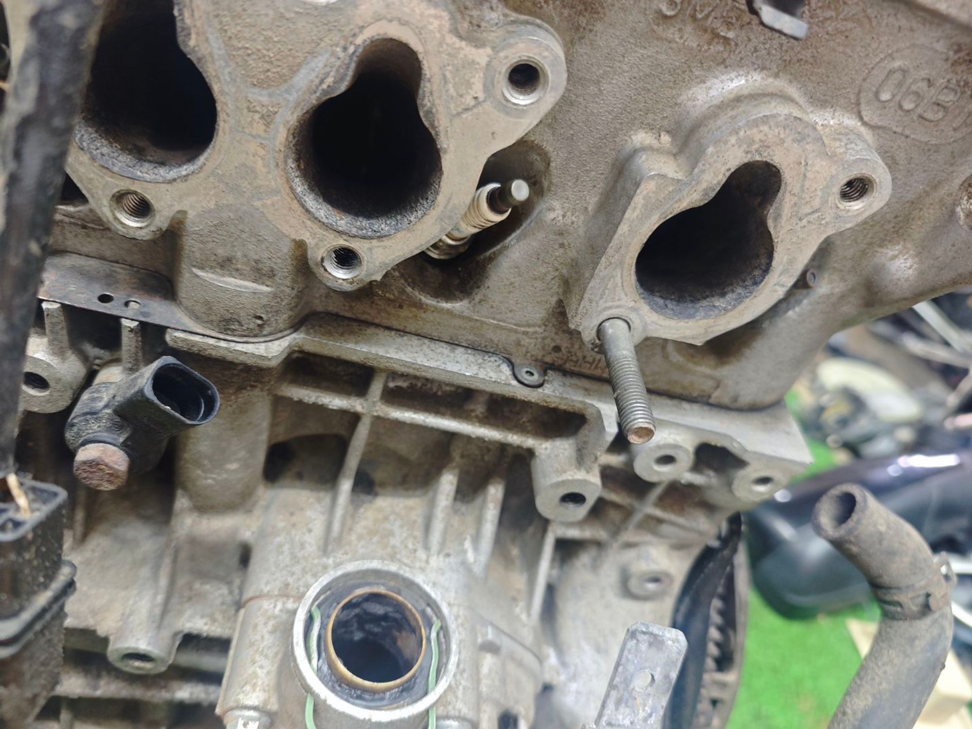 https://ycs.partsauto.market/partsauto-images/thmbs/userImages/642e6f5f1bce7f21e2021cd69aab83bc/part/e84ce28f-0225-4fab-8a6d-6fa64198aae8_1785570812048.jpg
