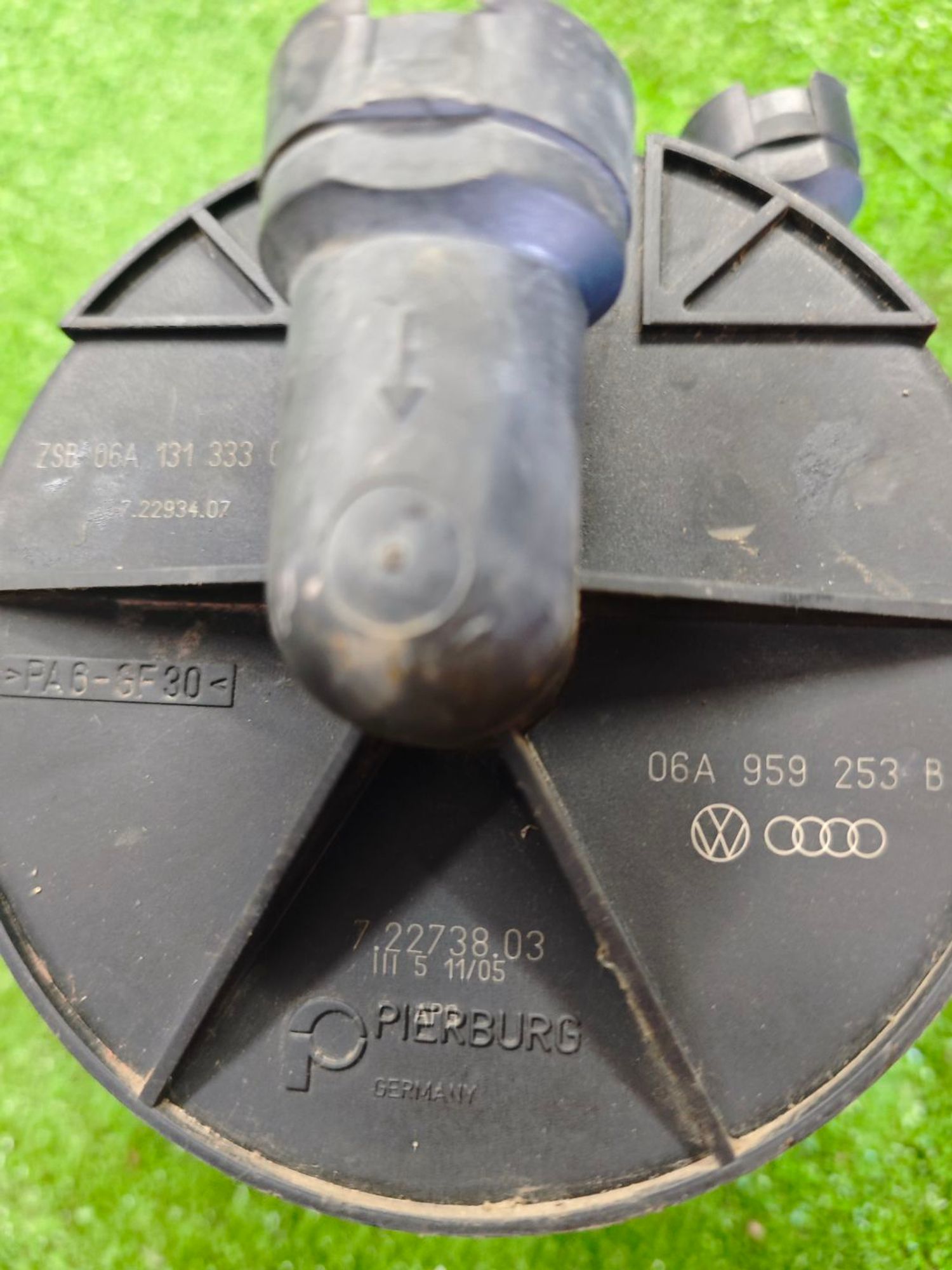 https://ycs.partsauto.market/partsauto-images/thmbs/userImages/642e6f5f1bce7f21e2021cd69aab83bc/part/f3db6cd5-e3ff-4165-b111-5a5dca151e86_1784545397080.jpg