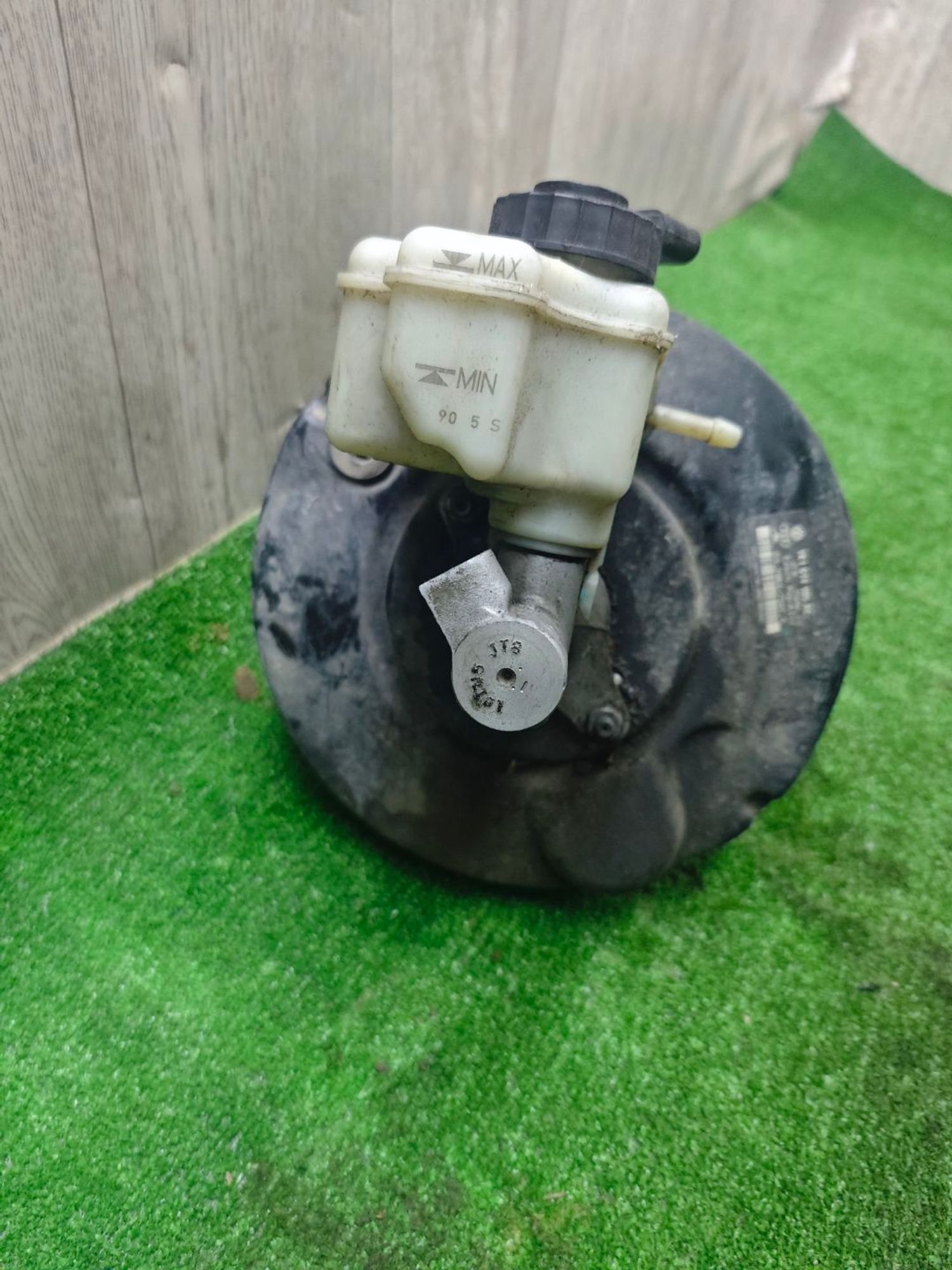 https://ycs.partsauto.market/partsauto-images/thmbs/userImages/642e6f5f1bce7f21e2021cd69aab83bc/part/f4ce7914-f597-46ed-853b-08d86e204b80_1785477506228.jpg