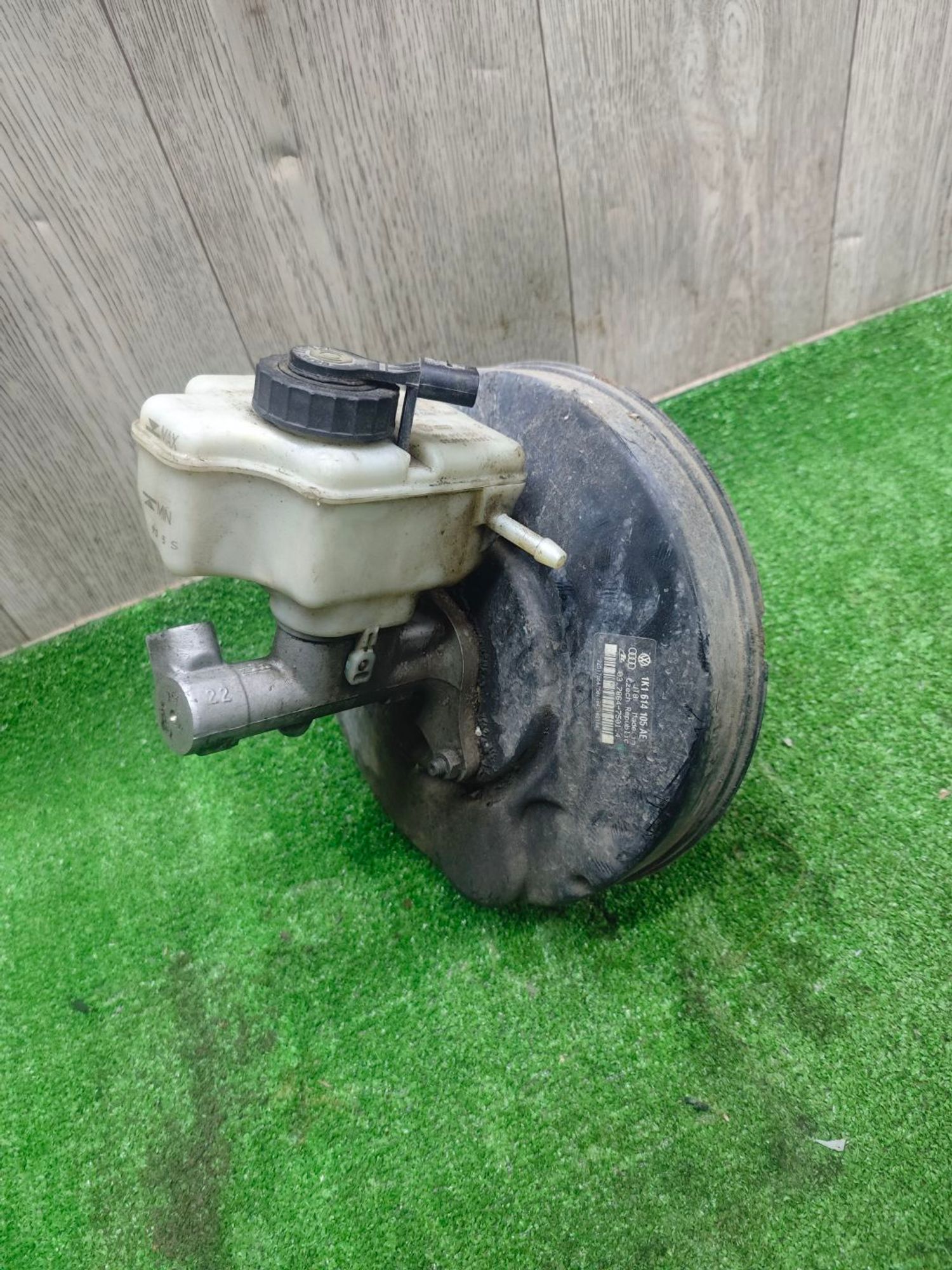 https://ycs.partsauto.market/partsauto-images/thmbs/userImages/642e6f5f1bce7f21e2021cd69aab83bc/part/f6e8f7ec-ff1a-41ac-8797-8c633e907e5d_1785477493310.jpg