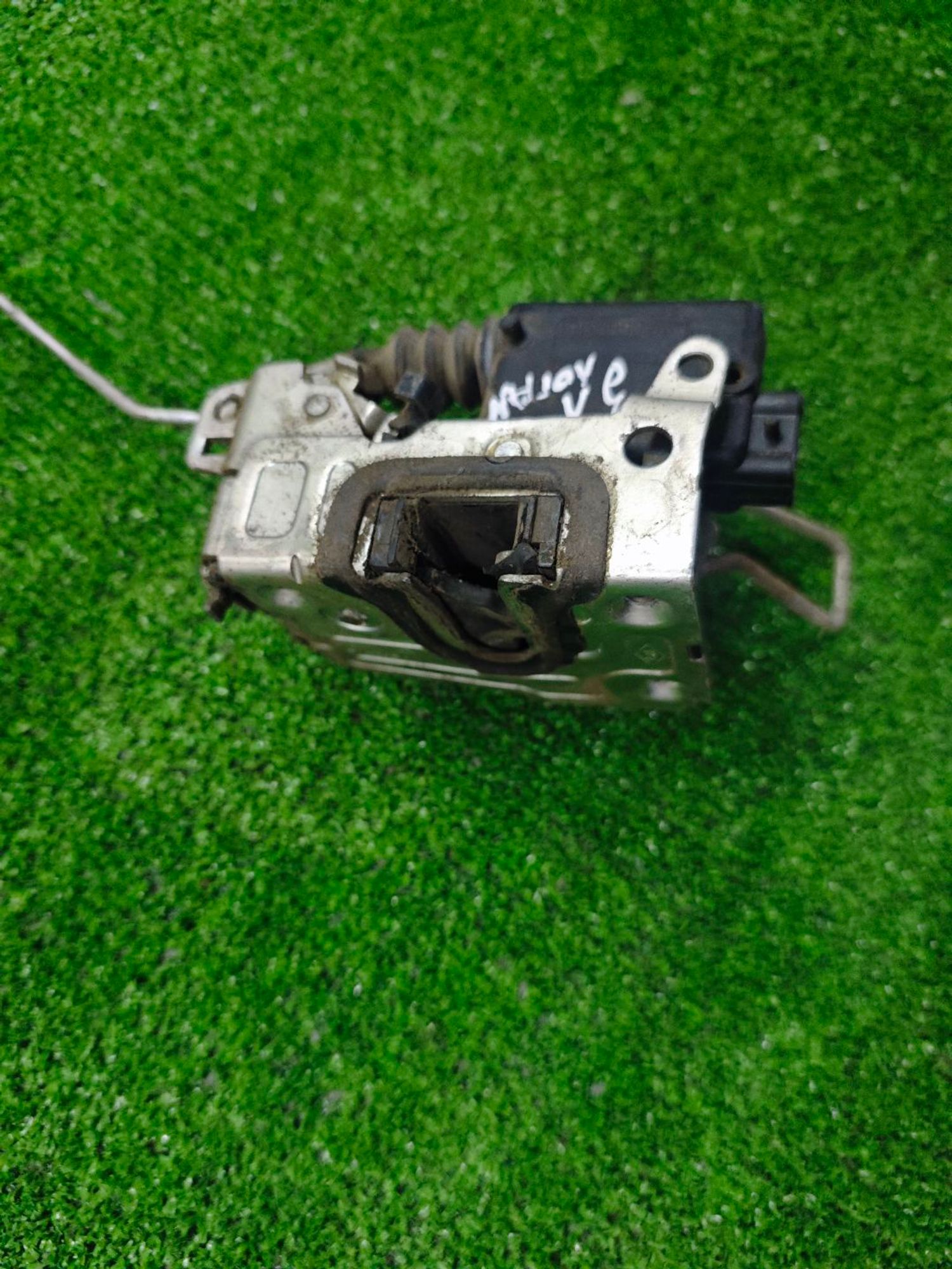 https://ycs.partsauto.market/partsauto-images/thmbs/userImages/642e6f5f1bce7f21e2021cd69aab83bc/part/fce1ab40-dfc1-4657-8db8-b77dd57167aa_1784292148342.jpg