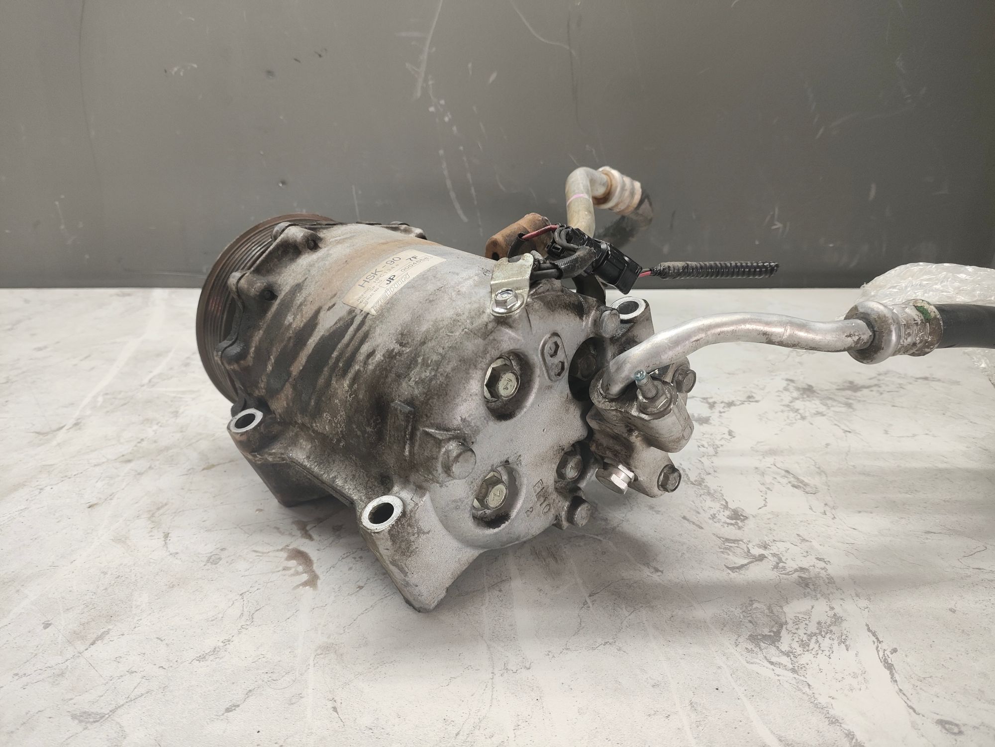 https://ycs.partsauto.market/partsauto-images/thmbs/userImages/6ab8ea4394fc0aced0b69382a3e61955/part/03d27f7e-55a3-4311-857c-6ba26fc97954_1778507230677.jpg