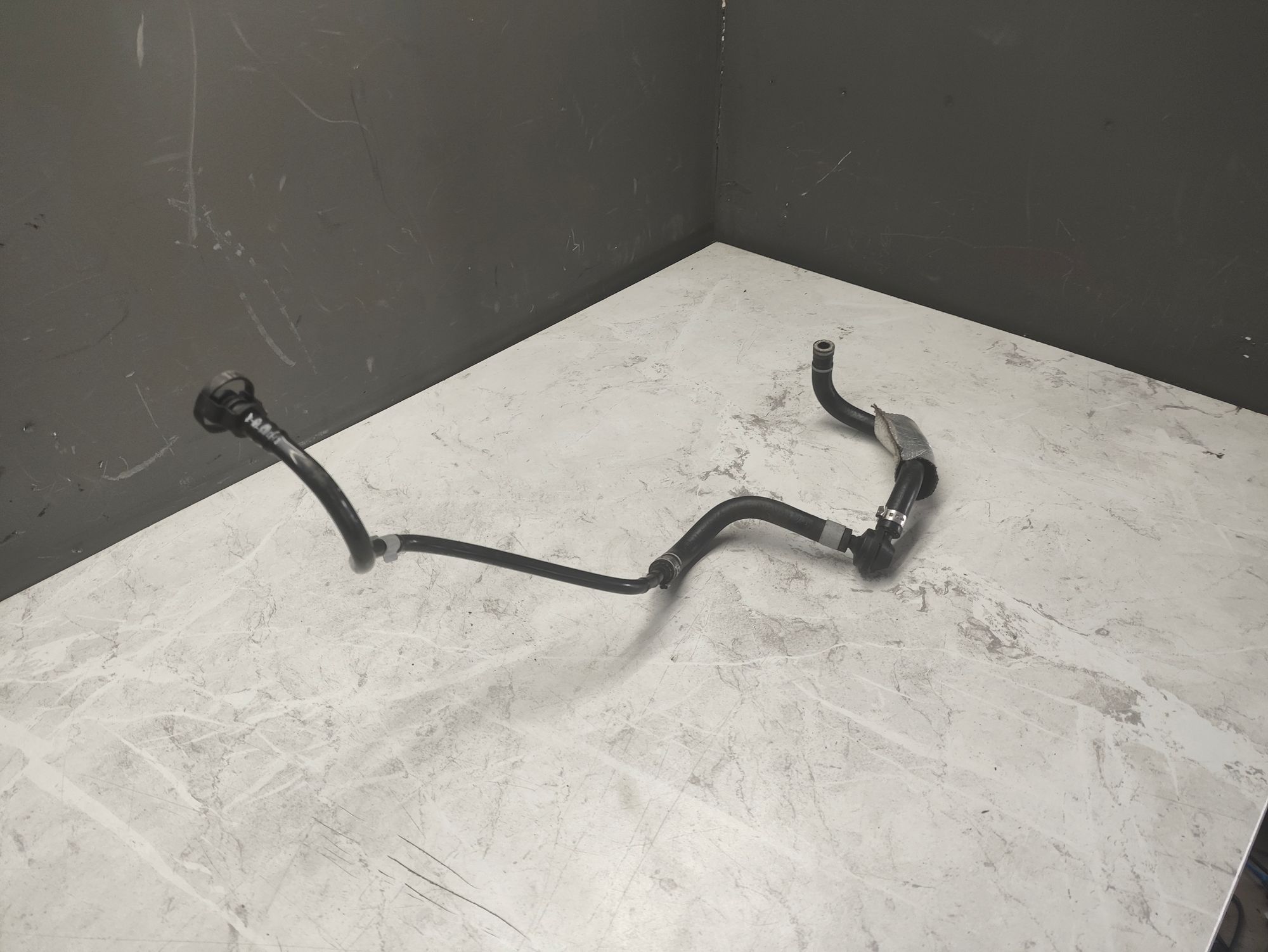 https://ycs.partsauto.market/partsauto-images/thmbs/userImages/6ab8ea4394fc0aced0b69382a3e61955/part/03e6f4c5-9ba8-41eb-a6cd-0af0b7ee832b_1785407957280.jpg