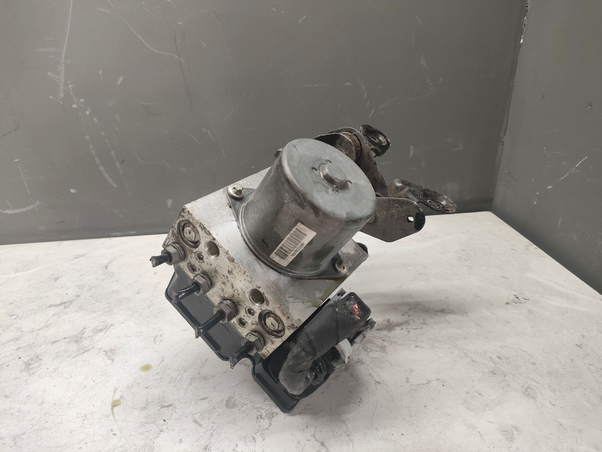 https://ycs.partsauto.market/partsauto-images/thmbs/userImages/6ab8ea4394fc0aced0b69382a3e61955/part/0489091e-1140-4317-a6fb-487aa1114c56_1785234208566.jpg