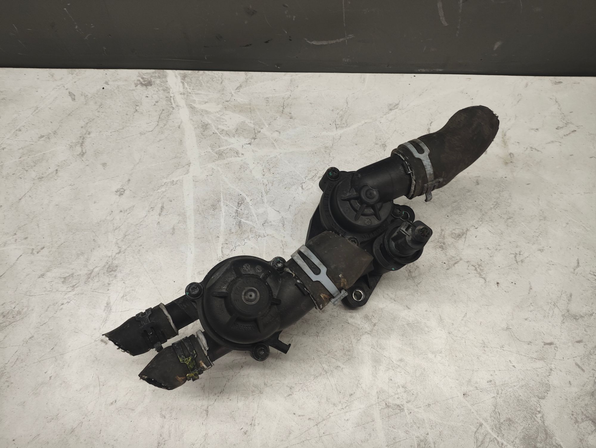 https://ycs.partsauto.market/partsauto-images/thmbs/userImages/6ab8ea4394fc0aced0b69382a3e61955/part/051da382-694f-4da2-adcd-25ae654ebd11_1779537213765.jpg