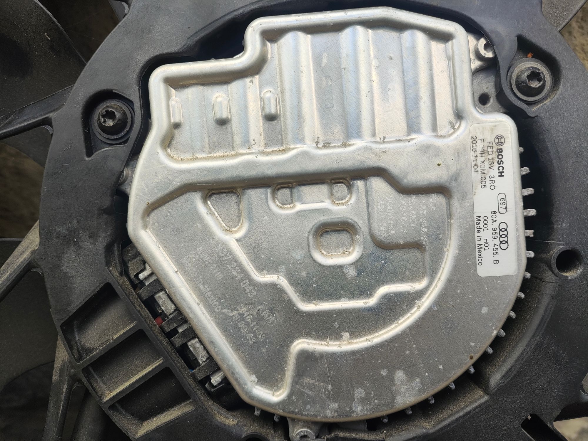 https://ycs.partsauto.market/partsauto-images/thmbs/userImages/6ab8ea4394fc0aced0b69382a3e61955/part/0c69301c-1671-44fd-ab44-7bfad297c381_1777985364780.jpg