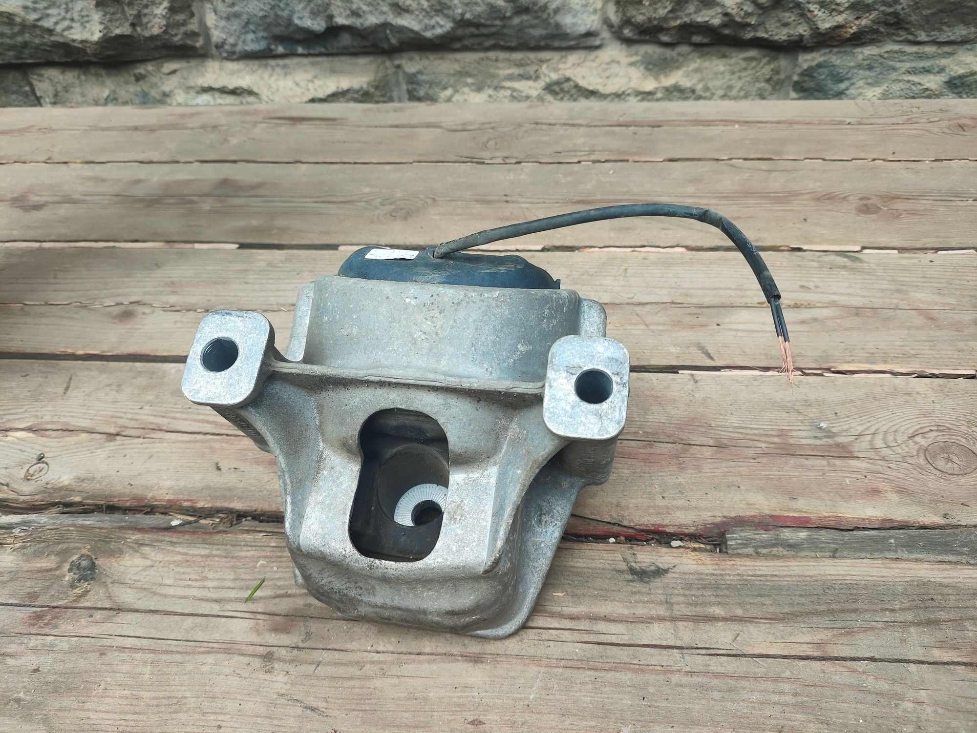 https://ycs.partsauto.market/partsauto-images/thmbs/userImages/6ab8ea4394fc0aced0b69382a3e61955/part/0d9d981d-b321-49bb-84cc-40b8027f7be3_1784116721487.jpg