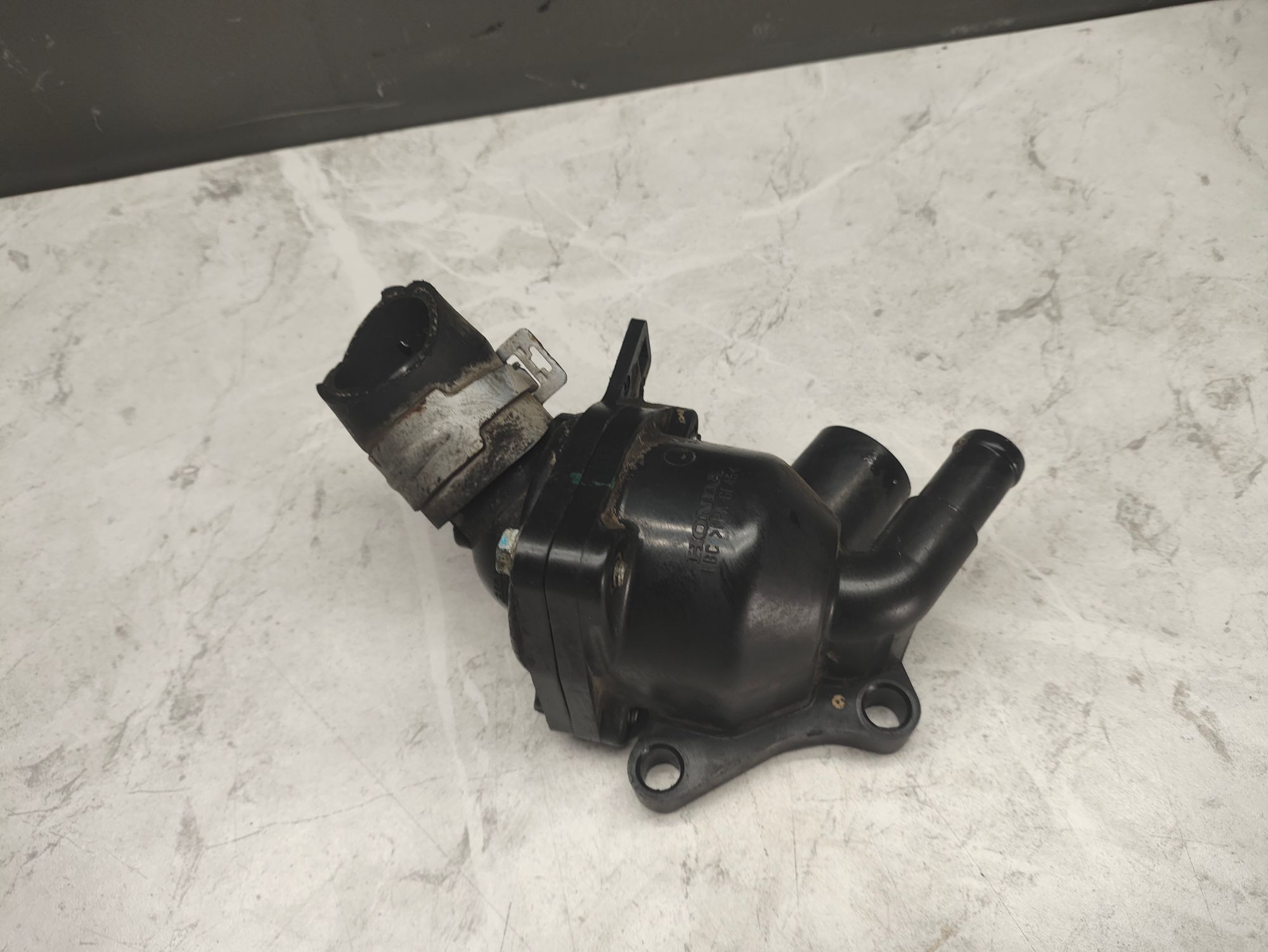 https://ycs.partsauto.market/partsauto-images/thmbs/userImages/6ab8ea4394fc0aced0b69382a3e61955/part/0e4cc3d9-48c2-414c-bf40-7cd7f6054be0_1778506269561.jpg