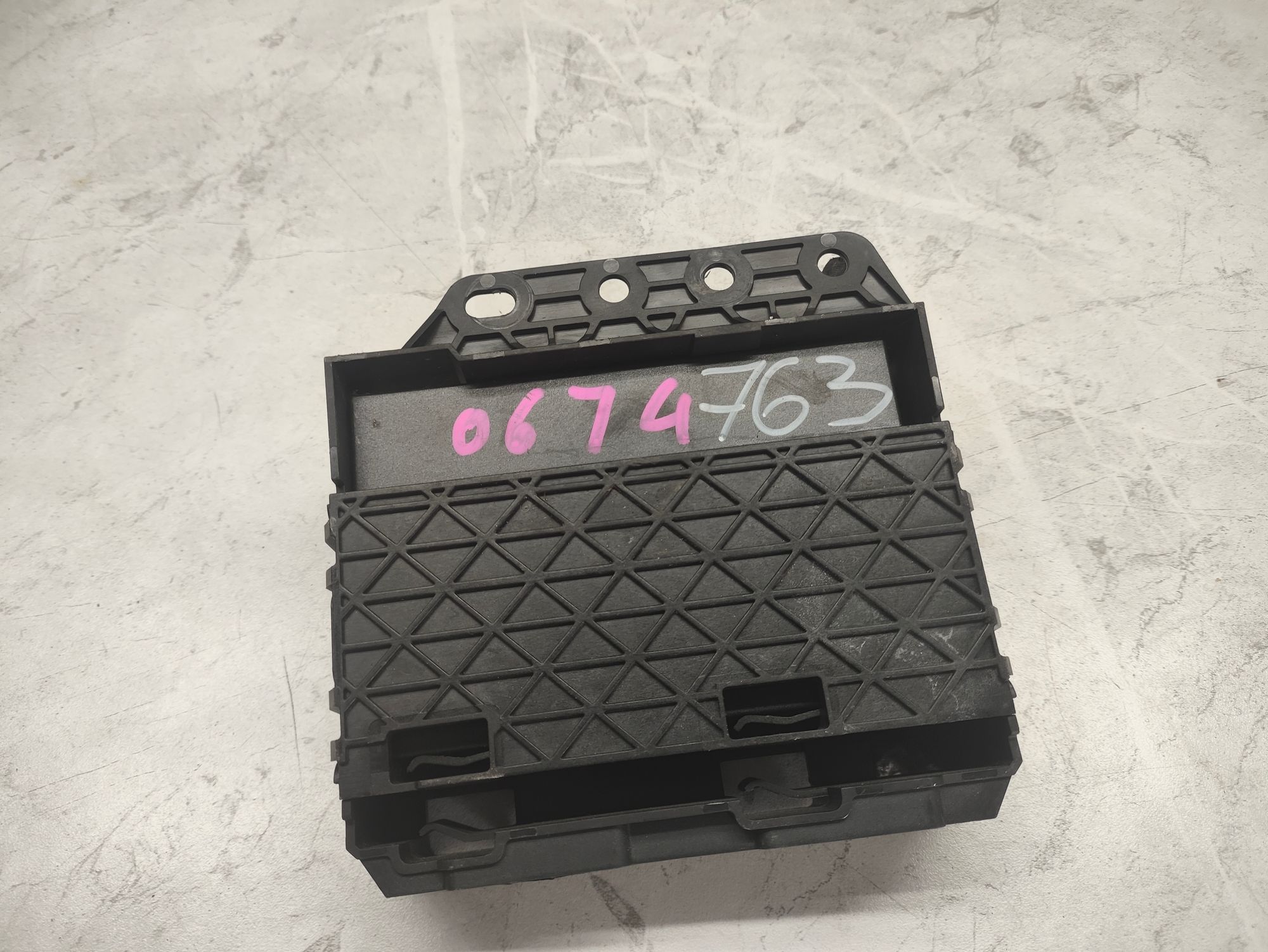 https://ycs.partsauto.market/partsauto-images/thmbs/userImages/6ab8ea4394fc0aced0b69382a3e61955/part/0ebeed14-f111-481b-8159-f02c6a7355c9_1783937413690.jpg