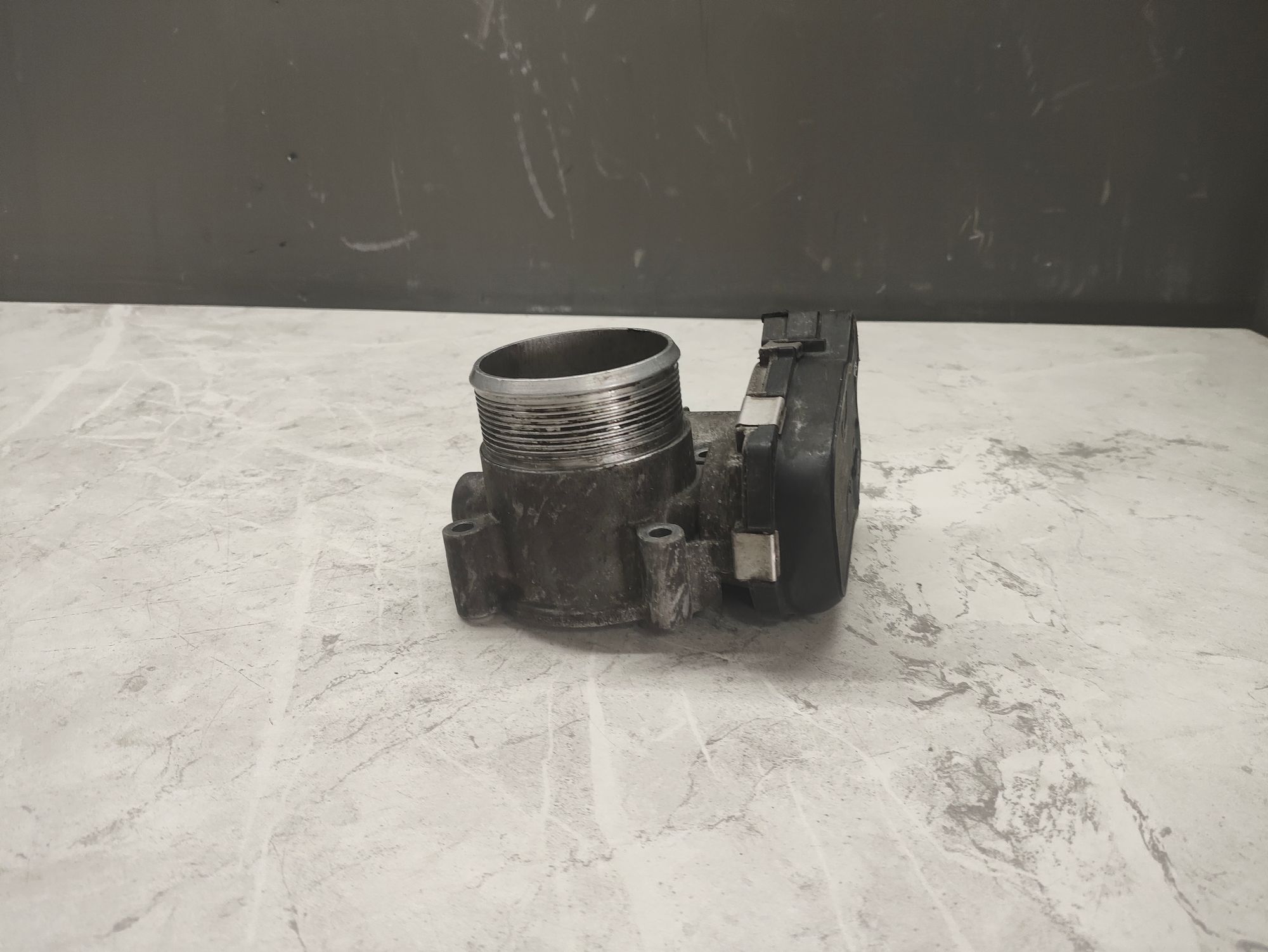 https://ycs.partsauto.market/partsauto-images/thmbs/userImages/6ab8ea4394fc0aced0b69382a3e61955/part/0efaa554-f7bb-47b6-bef2-f9845d03809c_1779096259717.jpg