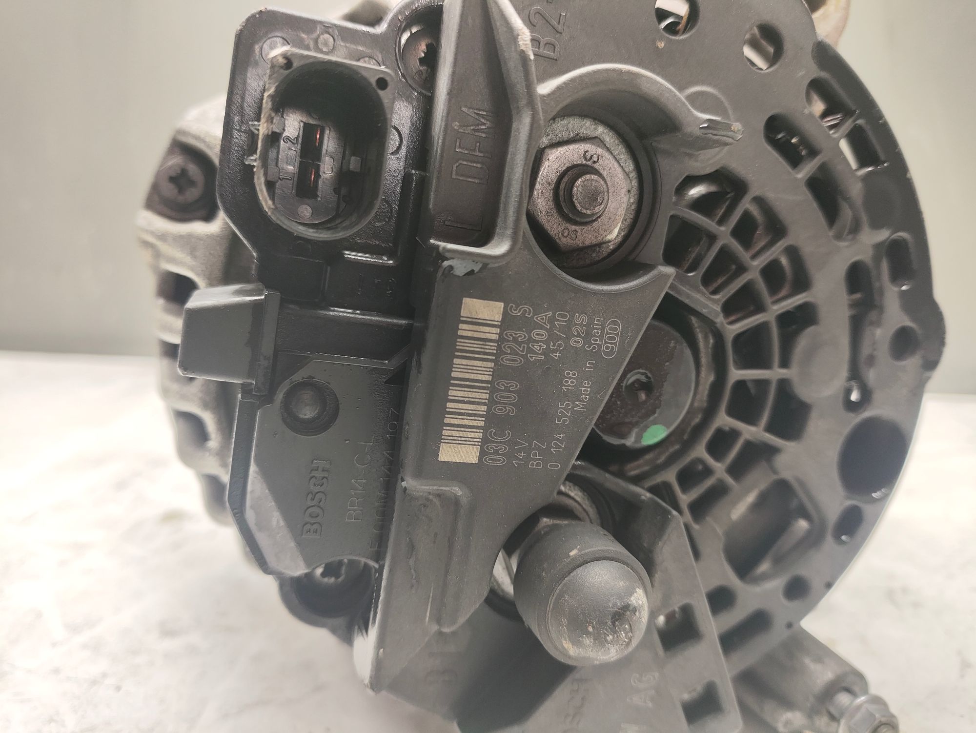 https://ycs.partsauto.market/partsauto-images/thmbs/userImages/6ab8ea4394fc0aced0b69382a3e61955/part/116f78b8-8fe8-4c38-992a-bee3da4e17c6_1778586516956.jpg