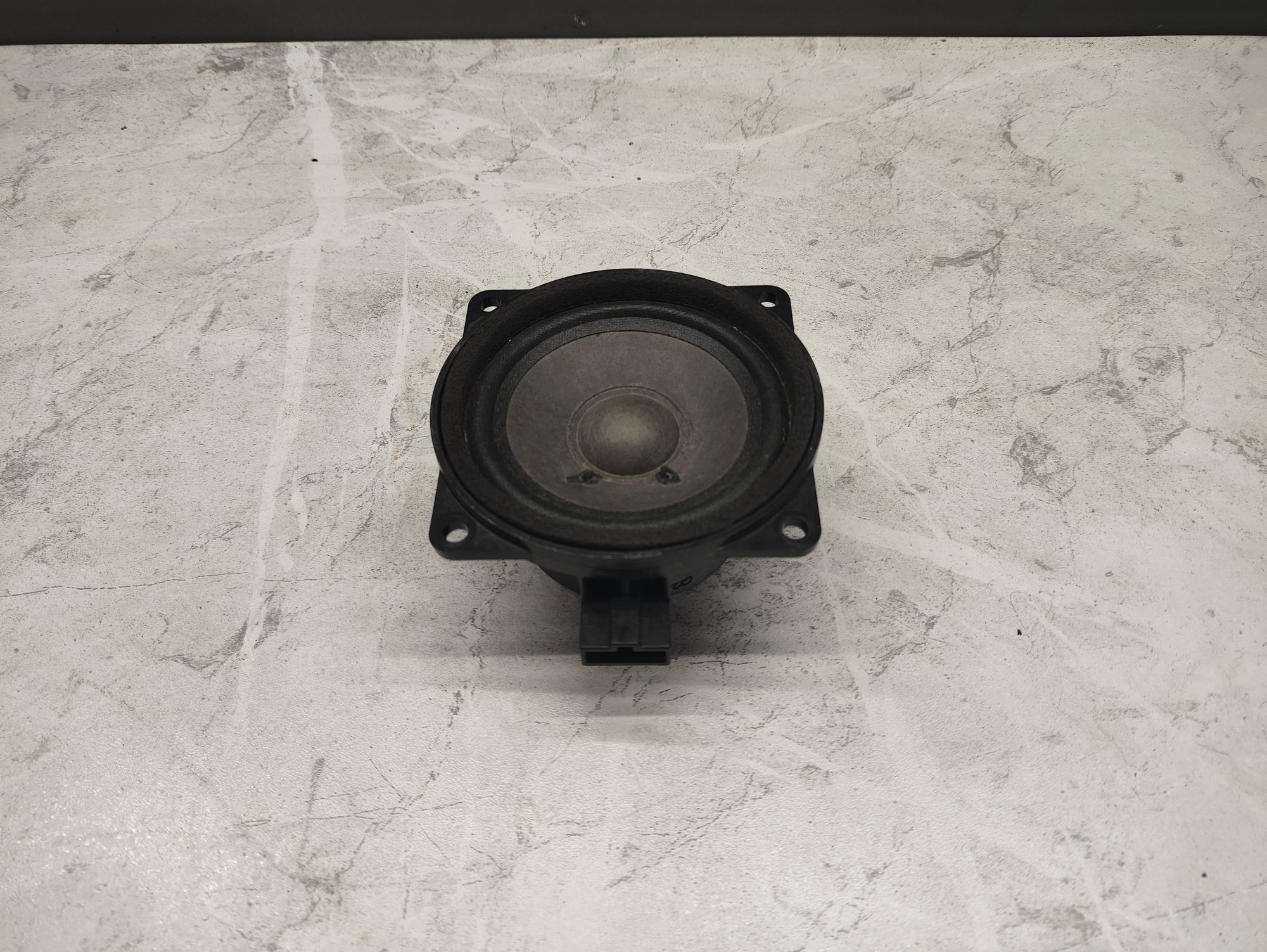 https://ycs.partsauto.market/partsauto-images/thmbs/userImages/6ab8ea4394fc0aced0b69382a3e61955/part/12420346-137e-42af-ac13-9557473875f9_1775129190842.jpg