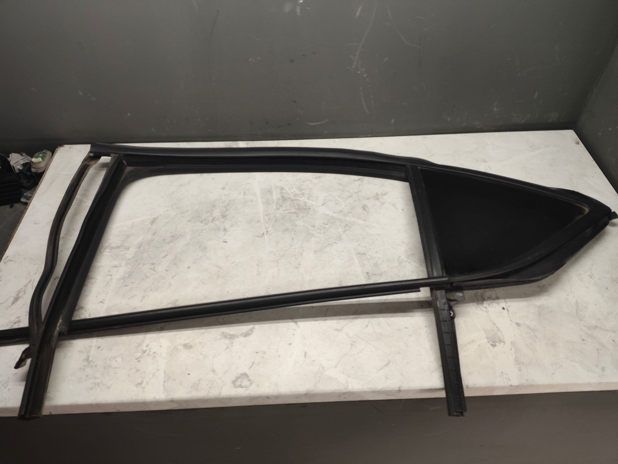 https://ycs.partsauto.market/partsauto-images/thmbs/userImages/6ab8ea4394fc0aced0b69382a3e61955/part/138ad198-5819-4168-995b-aa025dfacbc5_1778928154564.jpg