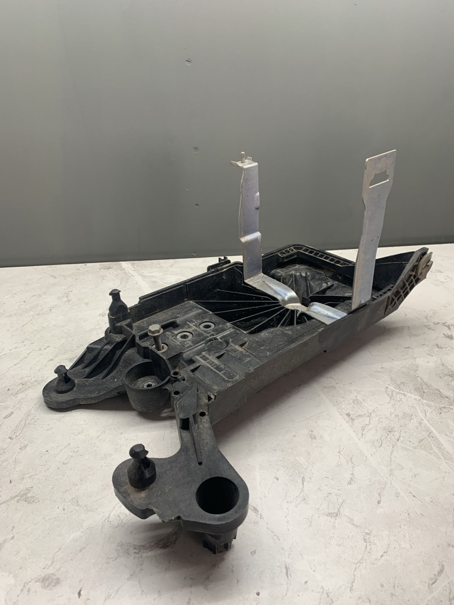 https://ycs.partsauto.market/partsauto-images/thmbs/userImages/6ab8ea4394fc0aced0b69382a3e61955/part/14279c97-7e8a-4f59-ae0f-ee6d9cf6a176_1773924197150.jpg