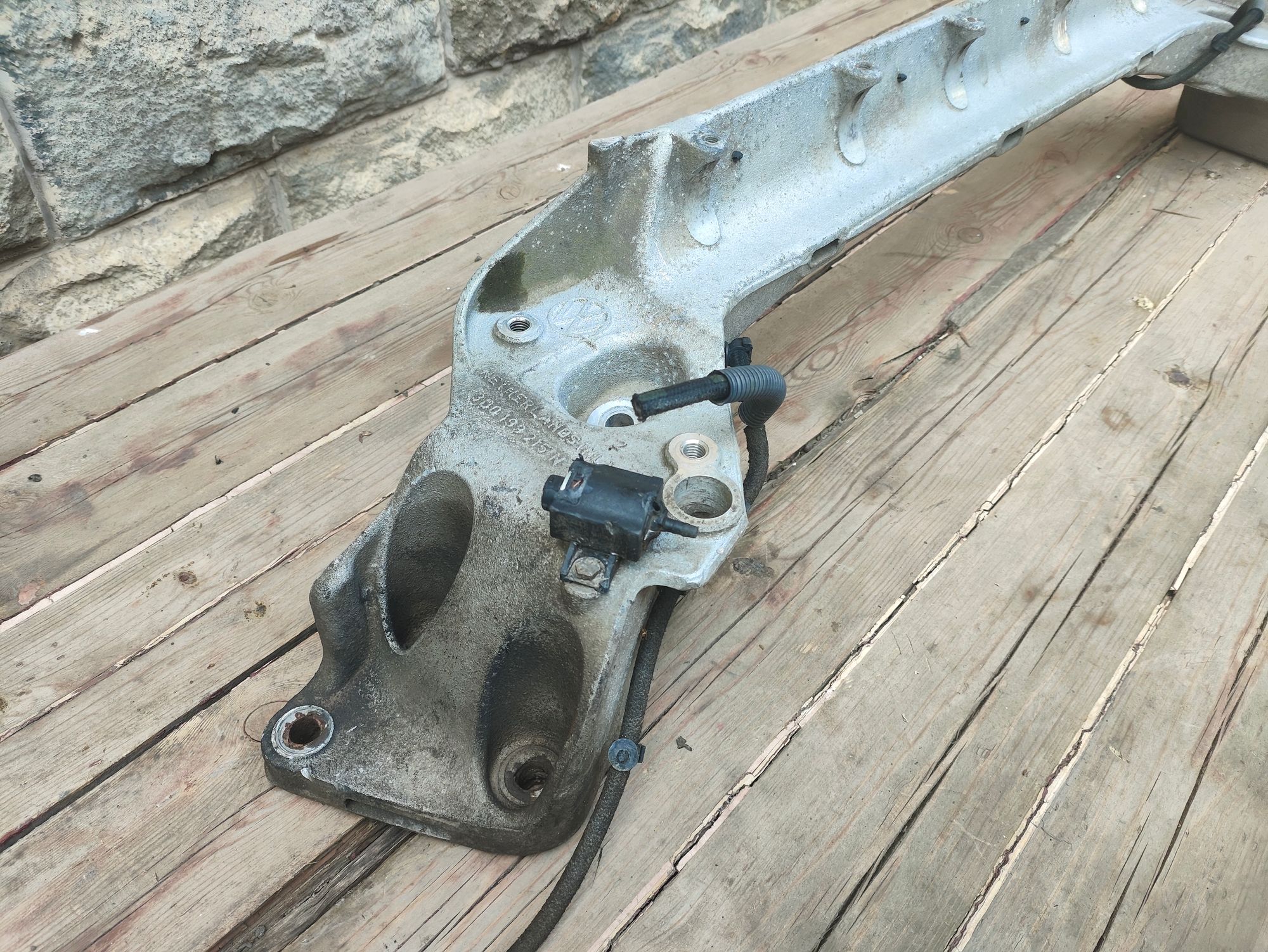 https://ycs.partsauto.market/partsauto-images/thmbs/userImages/6ab8ea4394fc0aced0b69382a3e61955/part/150acd57-7b5a-47fe-8064-a5a005a46f06_1781084459612.jpg