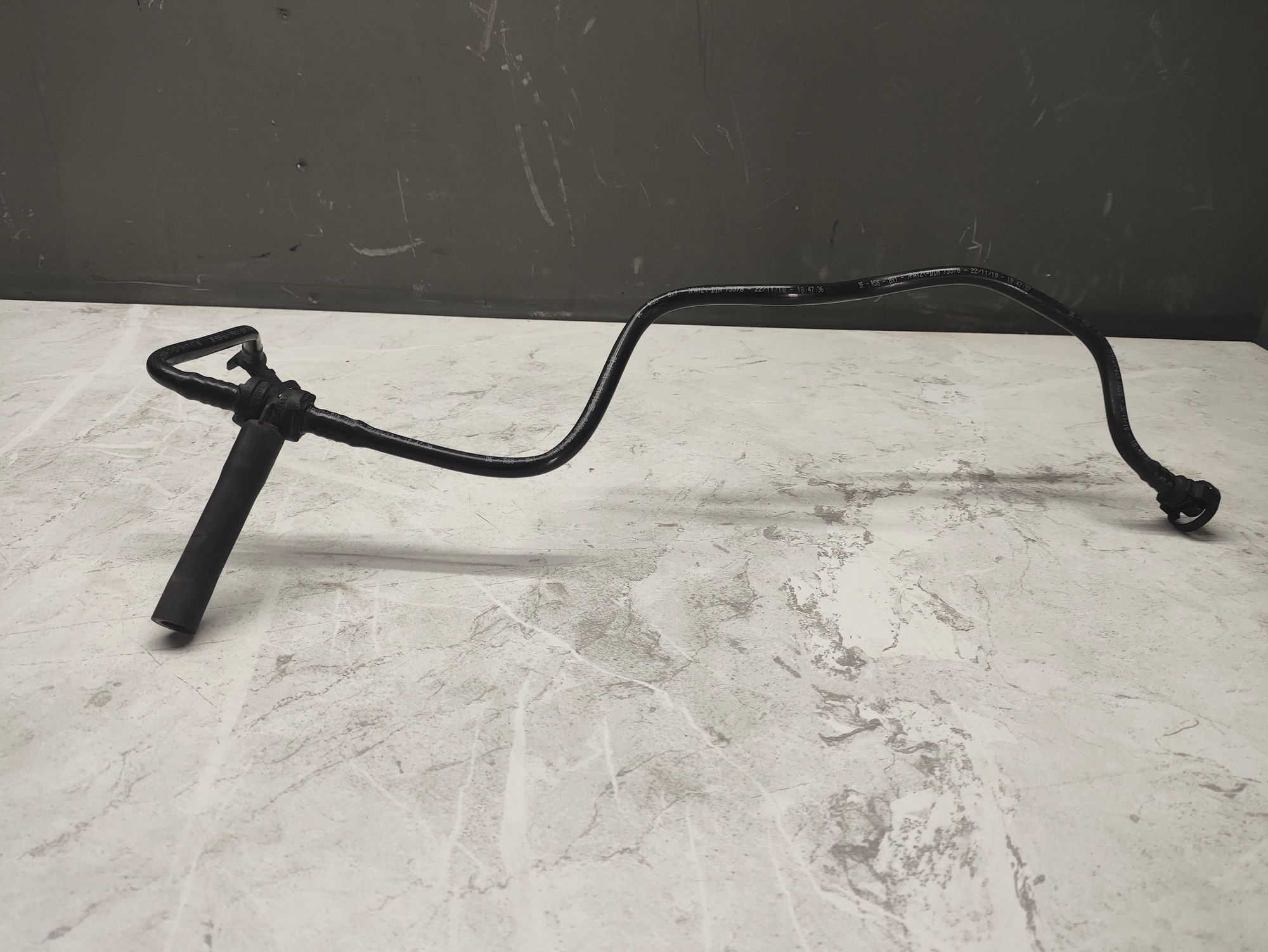 https://ycs.partsauto.market/partsauto-images/thmbs/userImages/6ab8ea4394fc0aced0b69382a3e61955/part/165234a4-5a5a-4934-b6d3-3a5a92bc14ff_1778588067459.jpg