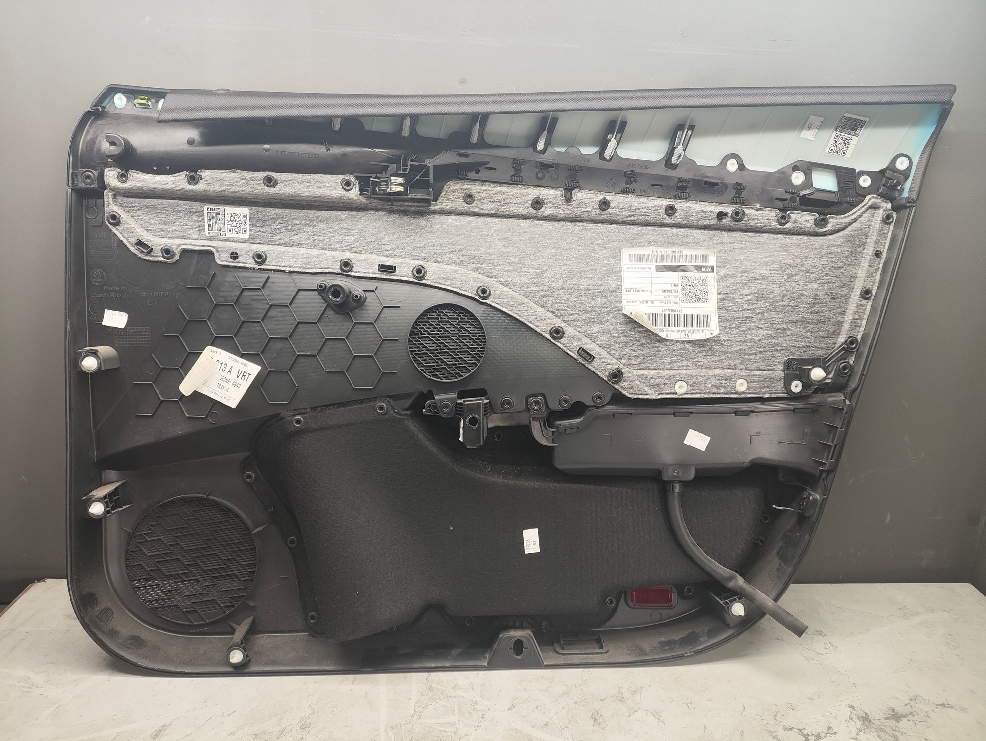 https://ycs.partsauto.market/partsauto-images/thmbs/userImages/6ab8ea4394fc0aced0b69382a3e61955/part/1a9707e4-b358-4902-bfd6-f0954c5faee7_1776259352009.jpg