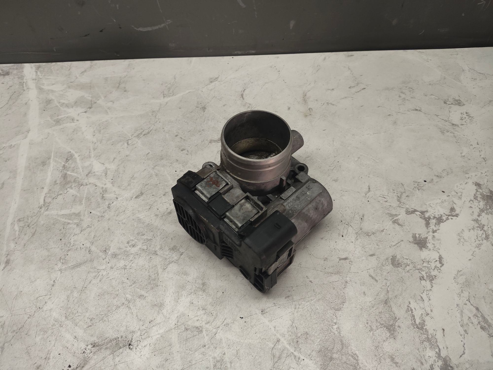 https://ycs.partsauto.market/partsauto-images/thmbs/userImages/6ab8ea4394fc0aced0b69382a3e61955/part/1bdbc407-1b1a-44e6-bfec-3a304ab6af37_1779536424368.jpg