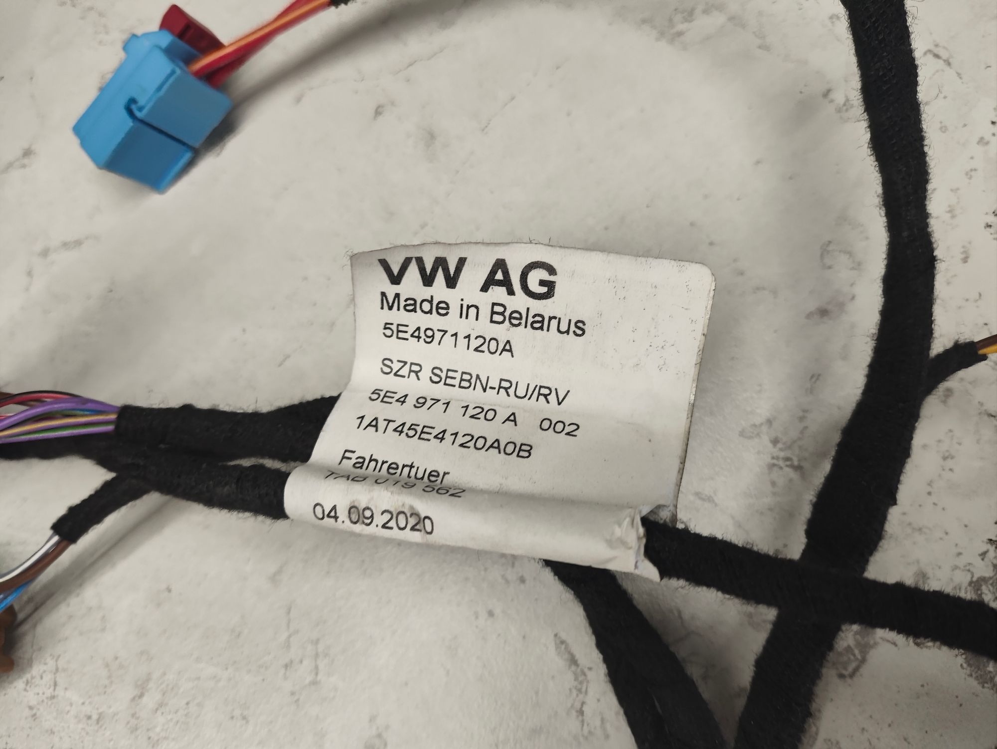 https://ycs.partsauto.market/partsauto-images/thmbs/userImages/6ab8ea4394fc0aced0b69382a3e61955/part/1c296bde-de50-4495-a54c-dc610ef73f5d_1776331551884.jpg