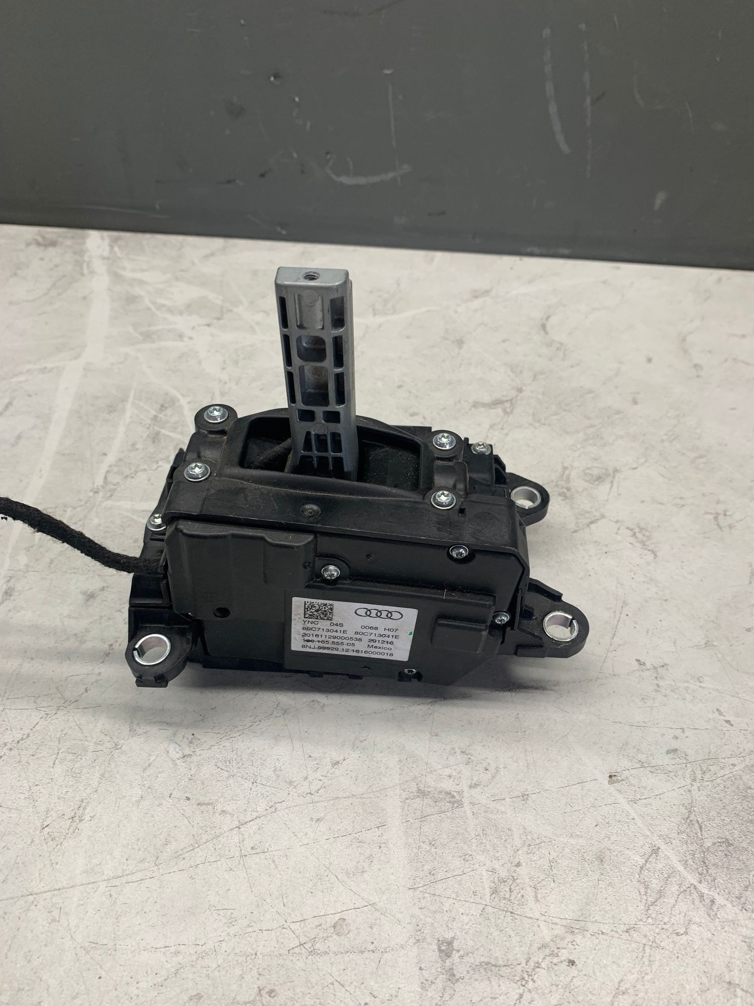 https://ycs.partsauto.market/partsauto-images/thmbs/userImages/6ab8ea4394fc0aced0b69382a3e61955/part/1d0475e7-9b19-47f8-86e3-c9d070844da3_1782131555183.jpg
