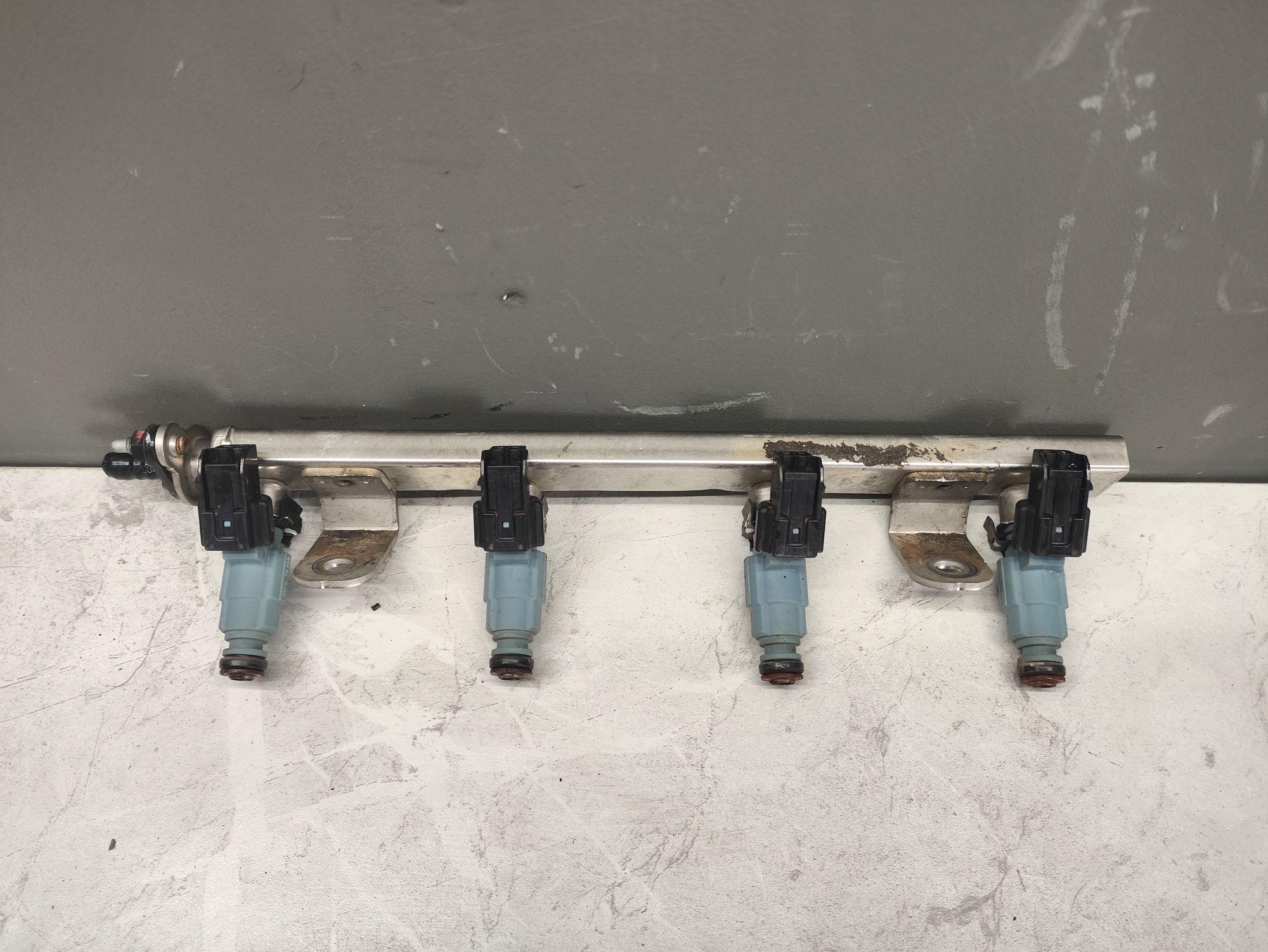 https://ycs.partsauto.market/partsauto-images/thmbs/userImages/6ab8ea4394fc0aced0b69382a3e61955/part/1deed5d7-76be-4a46-a027-ece58d439aee_1778239203852.jpg