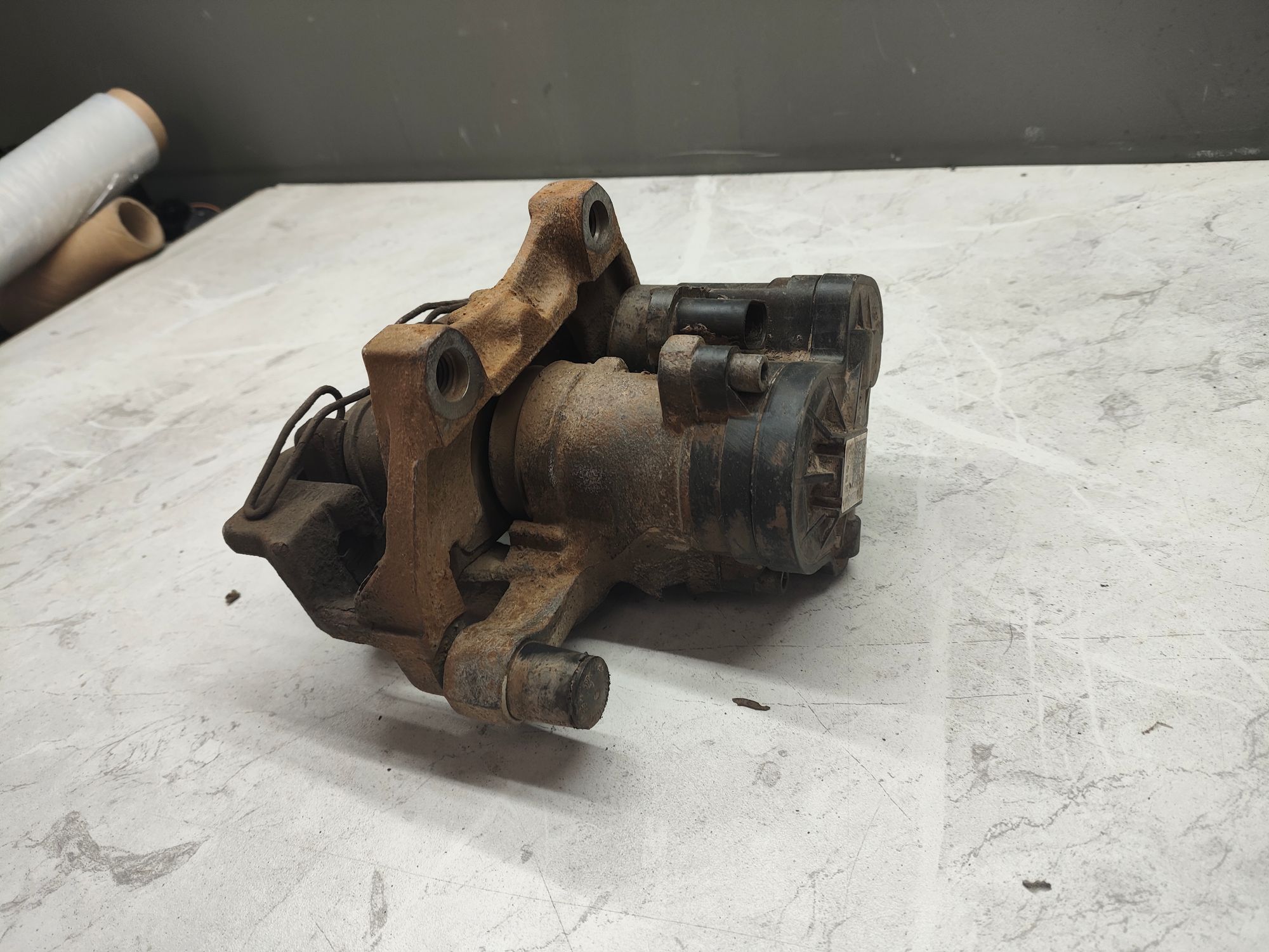 https://ycs.partsauto.market/partsauto-images/thmbs/userImages/6ab8ea4394fc0aced0b69382a3e61955/part/1ec49c45-c0a7-4e69-b1c2-866a6db42e3e_1776761854842.jpg