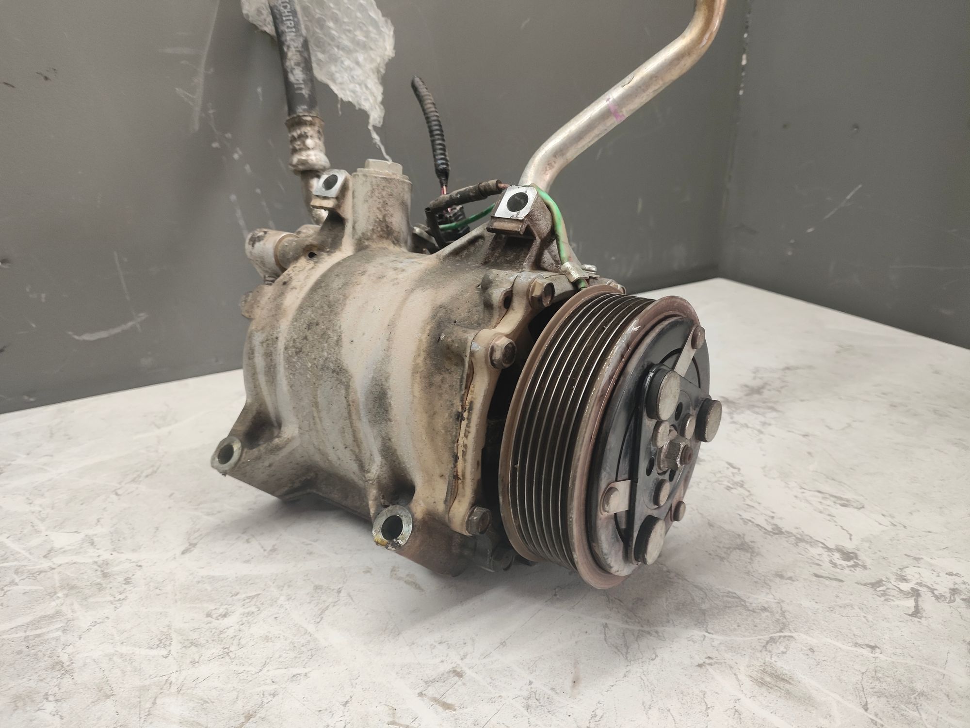 https://ycs.partsauto.market/partsauto-images/thmbs/userImages/6ab8ea4394fc0aced0b69382a3e61955/part/1eed2585-c11f-4936-ba5e-445ffd1d533c_1778507227939.jpg