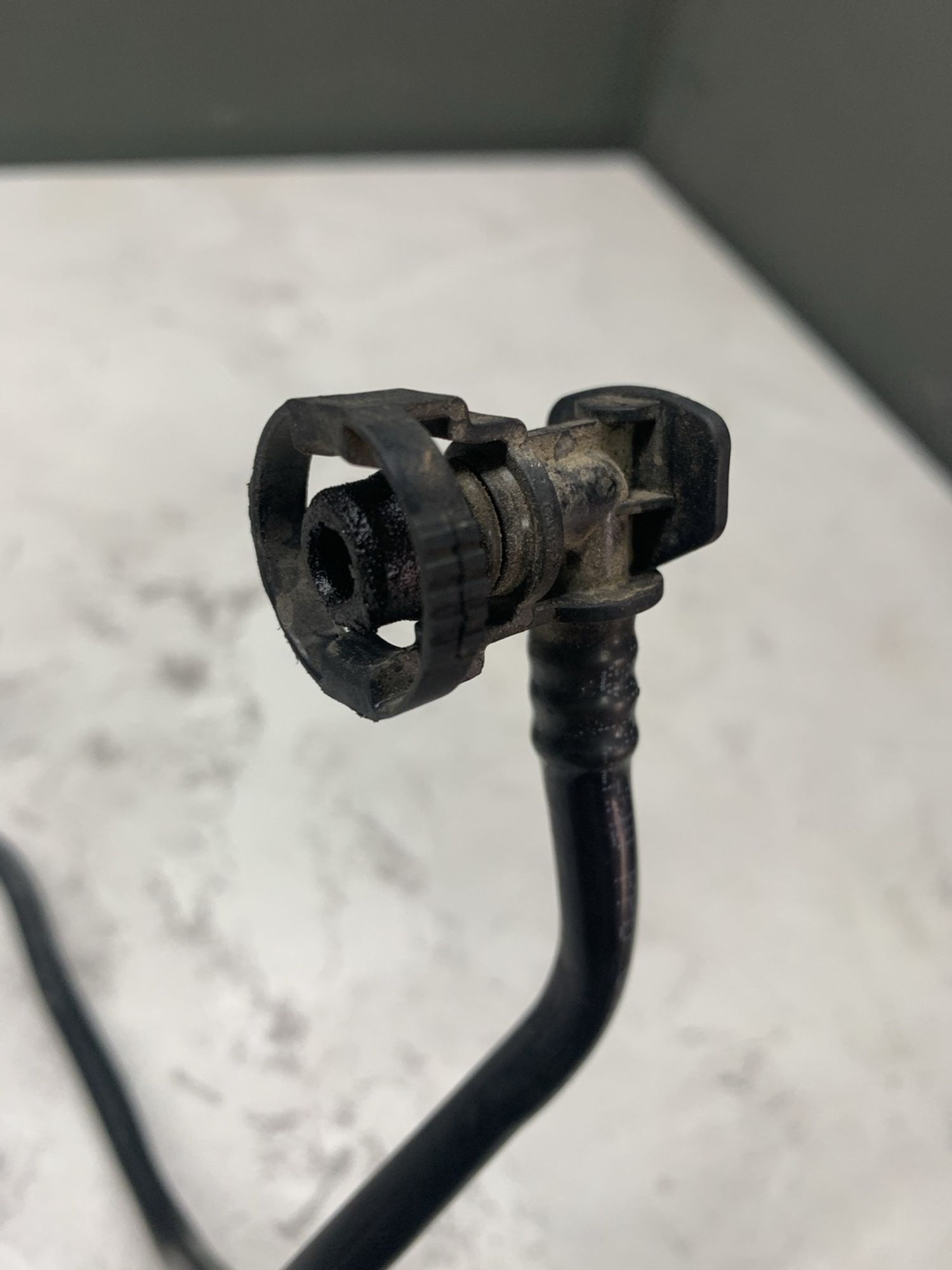https://ycs.partsauto.market/partsauto-images/thmbs/userImages/6ab8ea4394fc0aced0b69382a3e61955/part/202d49f2-a97b-4d9a-8b96-d732db7e38bf_1774443228061.jpg