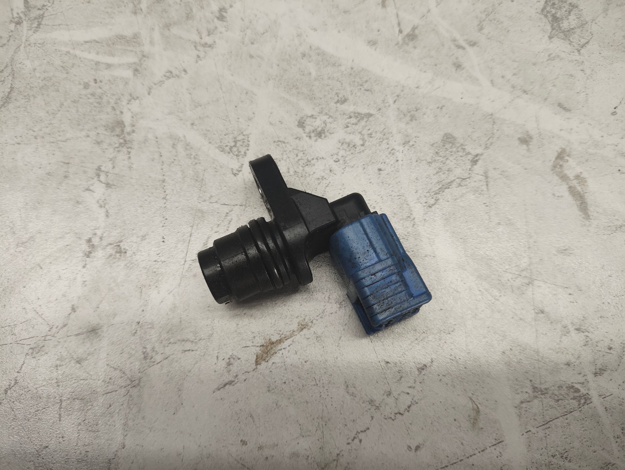 https://ycs.partsauto.market/partsauto-images/thmbs/userImages/6ab8ea4394fc0aced0b69382a3e61955/part/21e3b2ac-8953-4808-98dd-e7182477c124_1778506149598.jpg
