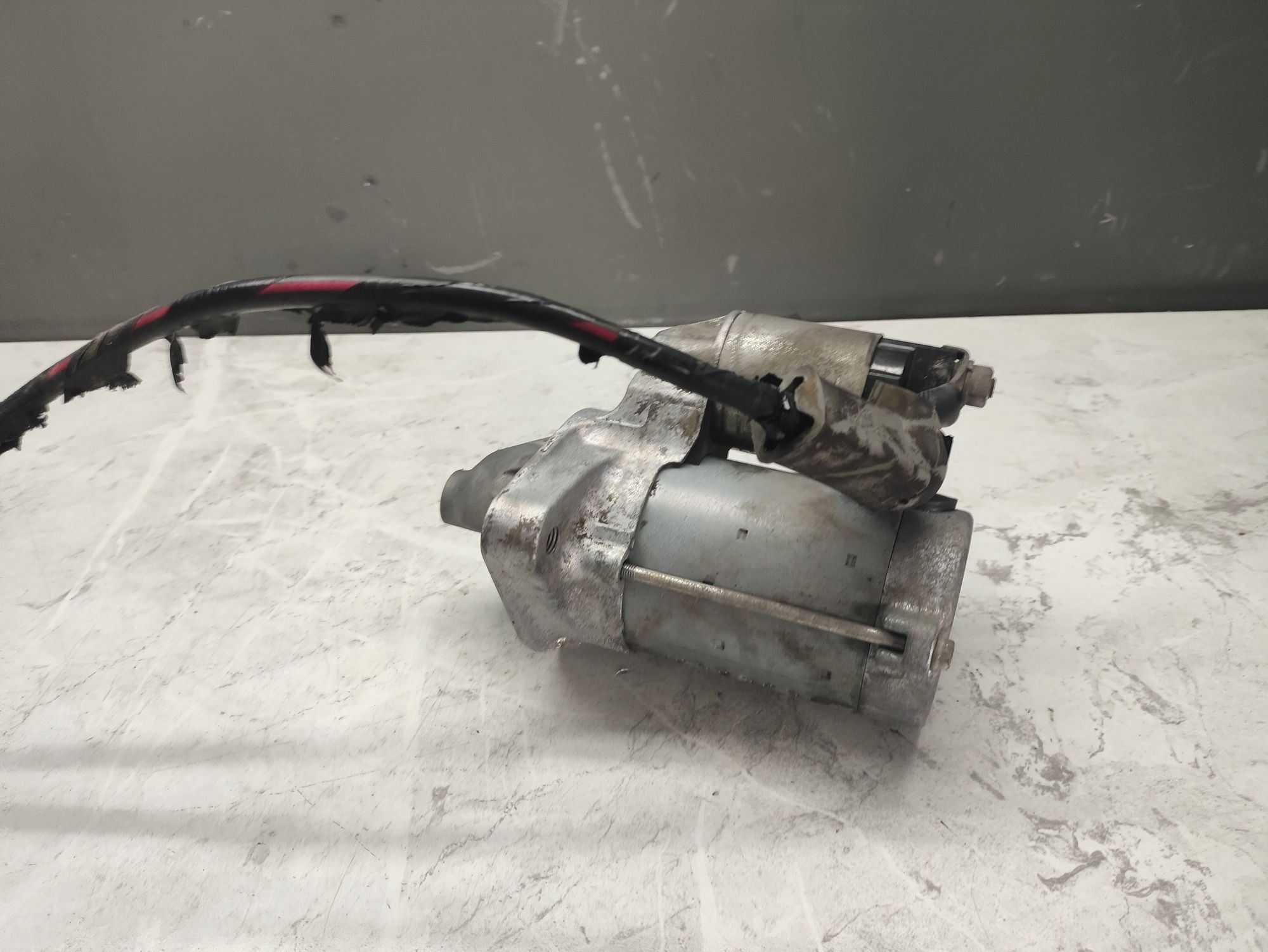 https://ycs.partsauto.market/partsauto-images/thmbs/userImages/6ab8ea4394fc0aced0b69382a3e61955/part/22024717-e5a0-4aaf-afdc-d00b035e75c7_1779540751801.jpg