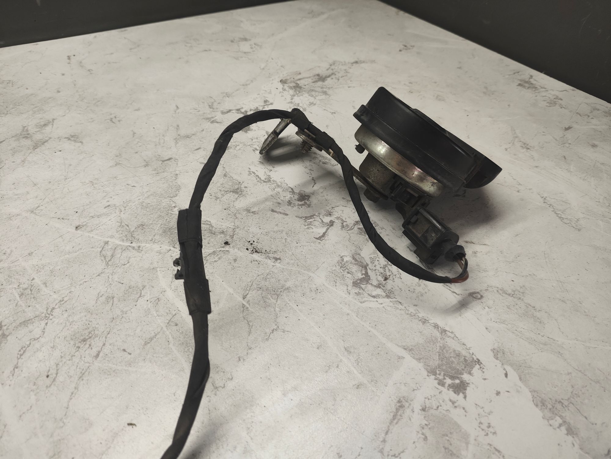 https://ycs.partsauto.market/partsauto-images/thmbs/userImages/6ab8ea4394fc0aced0b69382a3e61955/part/2493d4df-240d-43a7-923f-ce70aa77105f_1784631245884.jpg