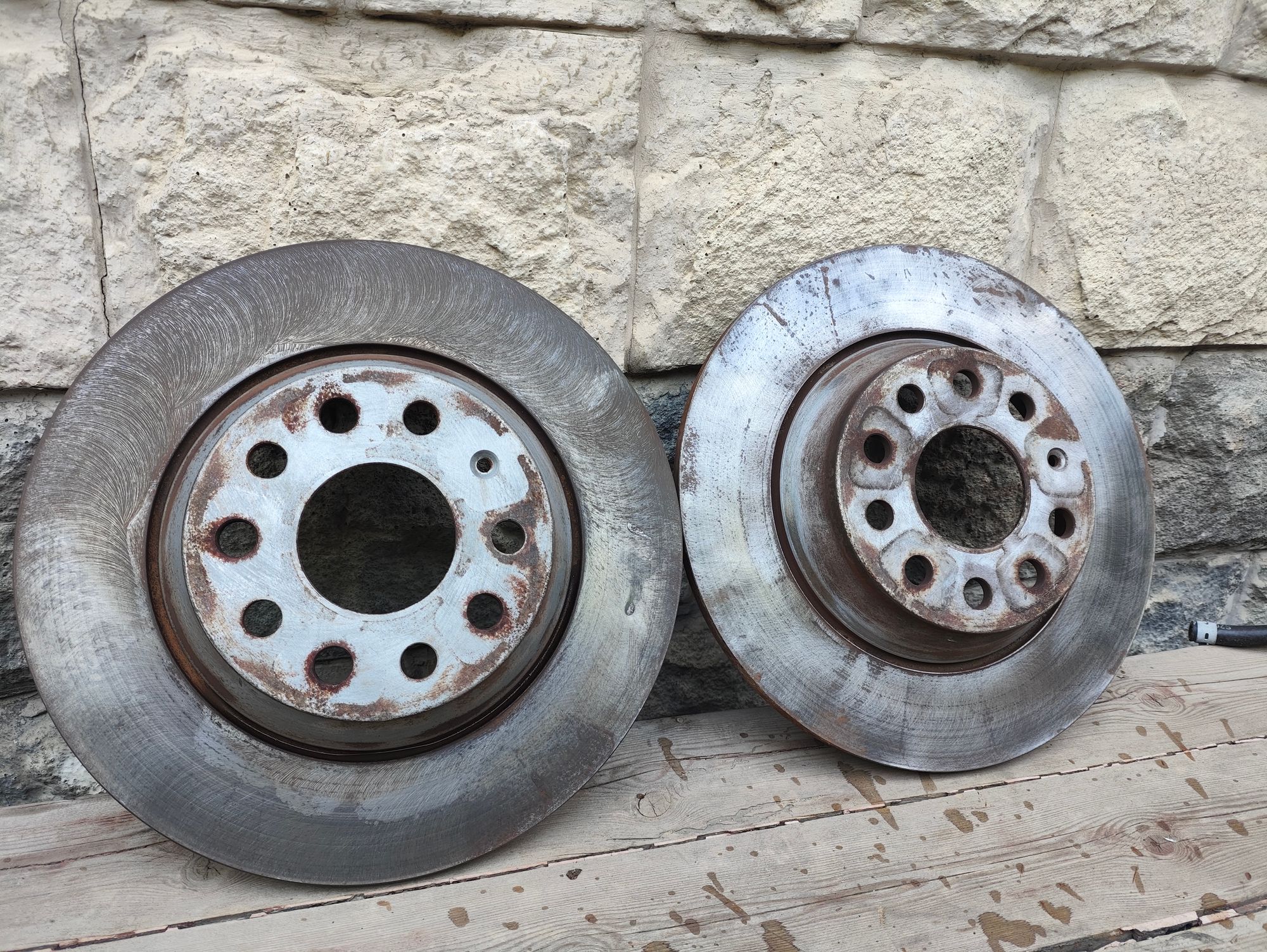 https://ycs.partsauto.market/partsauto-images/thmbs/userImages/6ab8ea4394fc0aced0b69382a3e61955/part/2579f166-37e3-4da5-952c-f259ca43a083_1787314230091.jpg