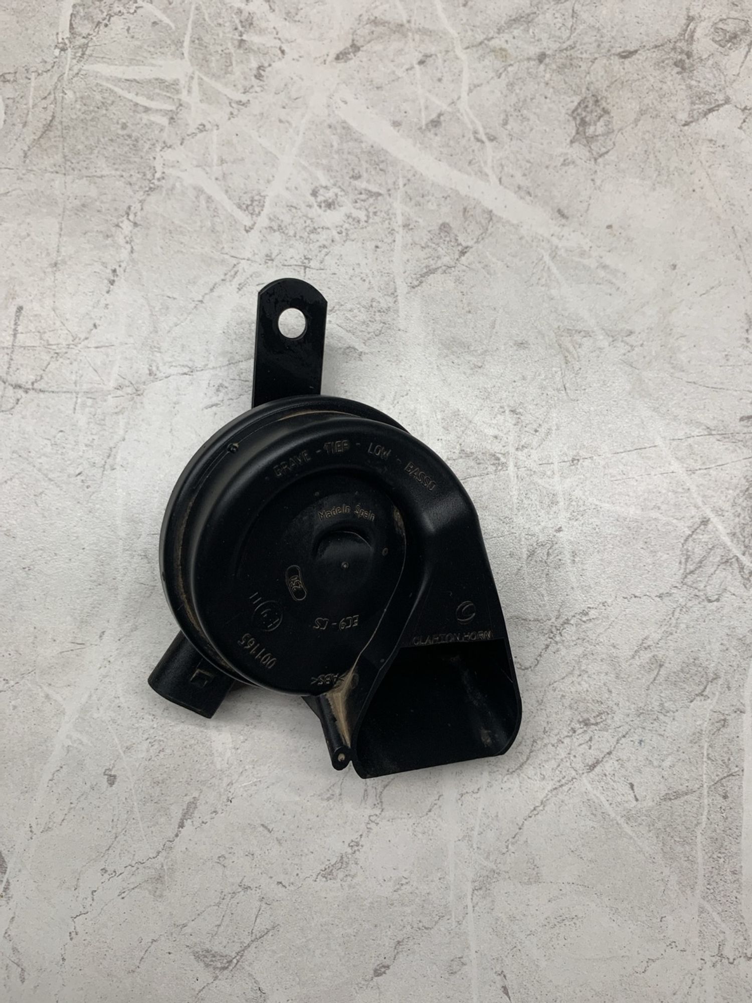 https://ycs.partsauto.market/partsauto-images/thmbs/userImages/6ab8ea4394fc0aced0b69382a3e61955/part/25f8420b-dcbe-42dc-98b1-e3f5a4b0af63_1774602676429.jpg