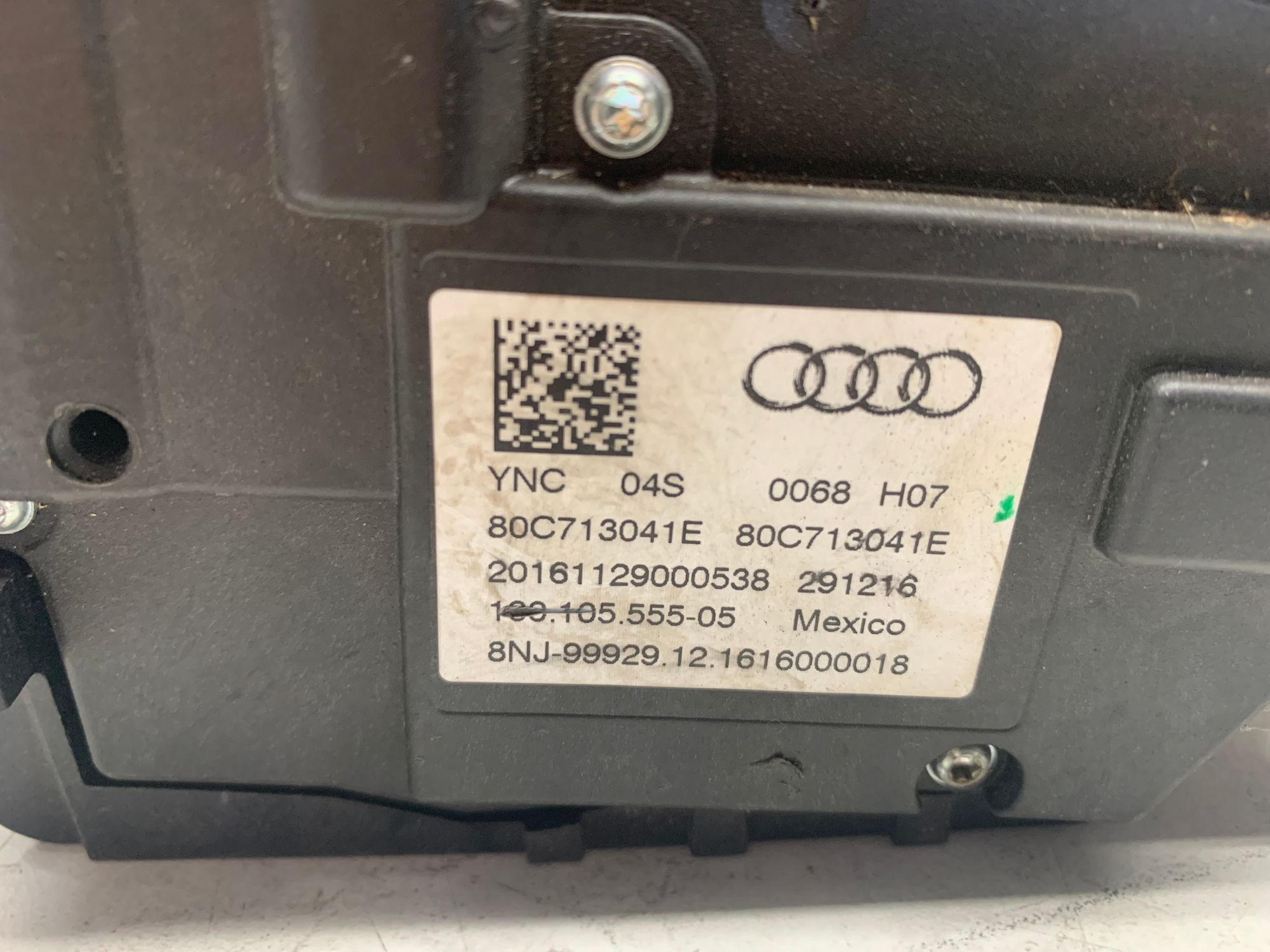 https://ycs.partsauto.market/partsauto-images/thmbs/userImages/6ab8ea4394fc0aced0b69382a3e61955/part/261fc0b5-7183-47ab-9400-d3e97b4143c8_1782131554180.jpg
